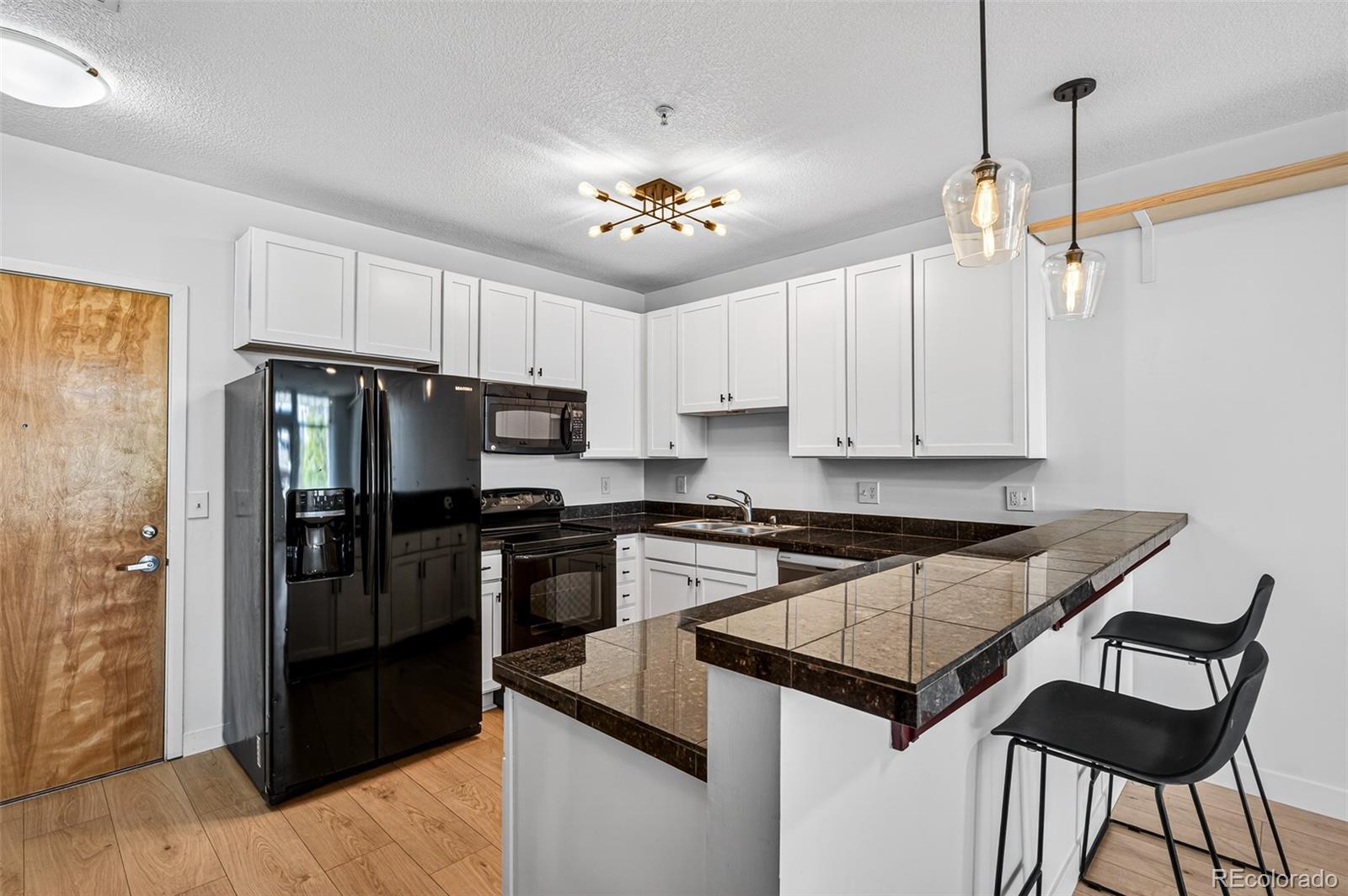 MLS Image #8 for 3101  blake street 205,denver, Colorado