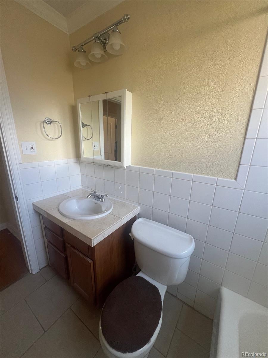 MLS Image #15 for 1425  ivy street,denver, Colorado