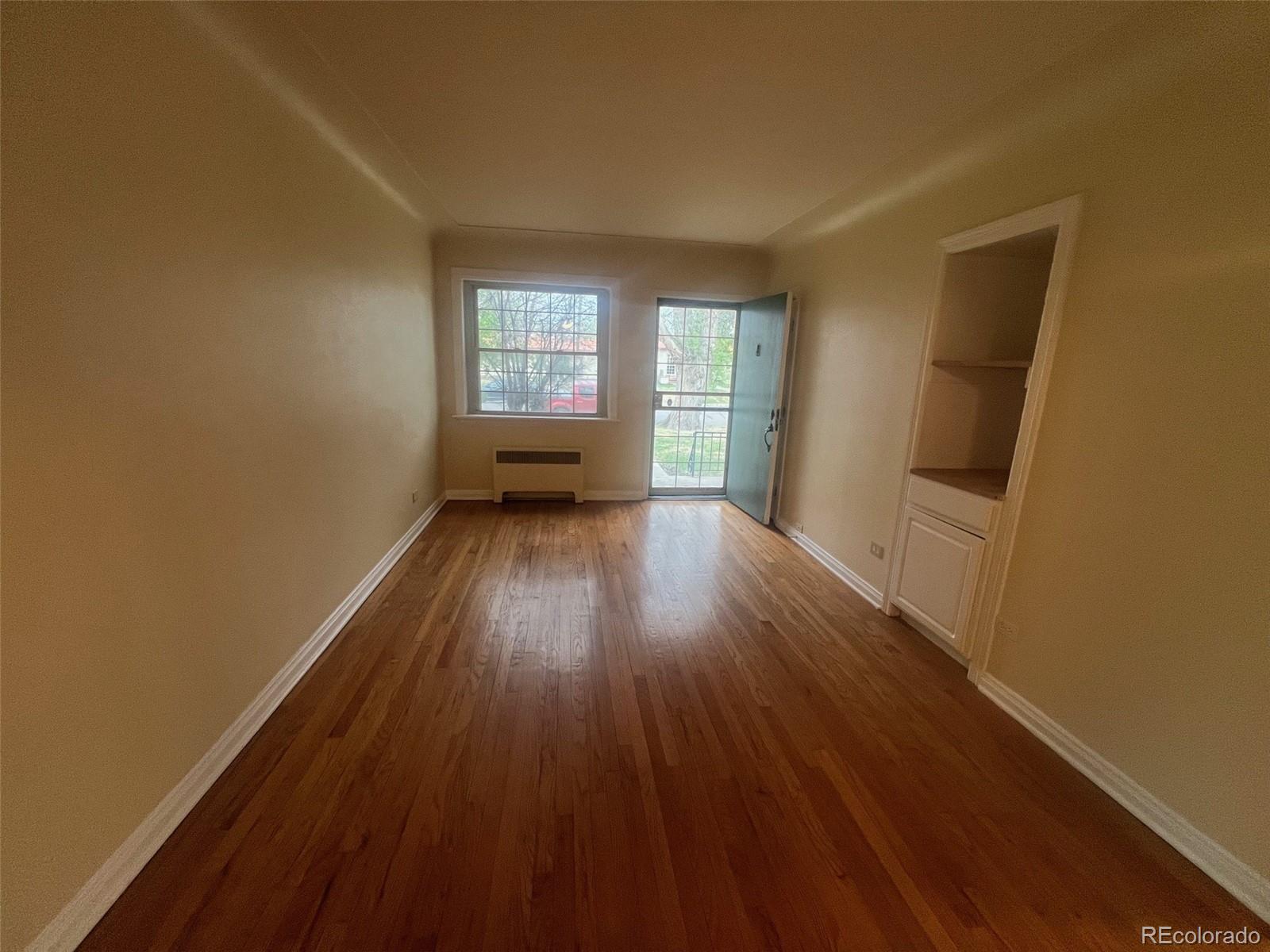 MLS Image #3 for 1425  ivy street,denver, Colorado