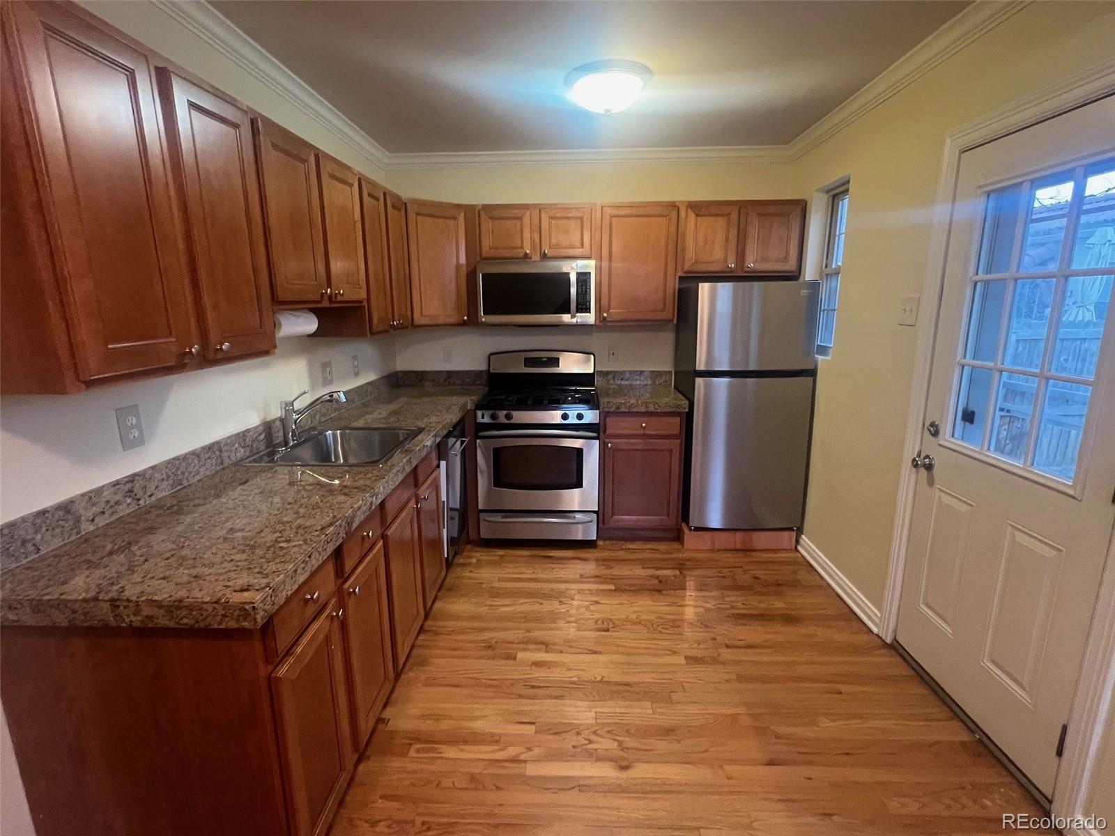 MLS Image #6 for 1425  ivy street,denver, Colorado