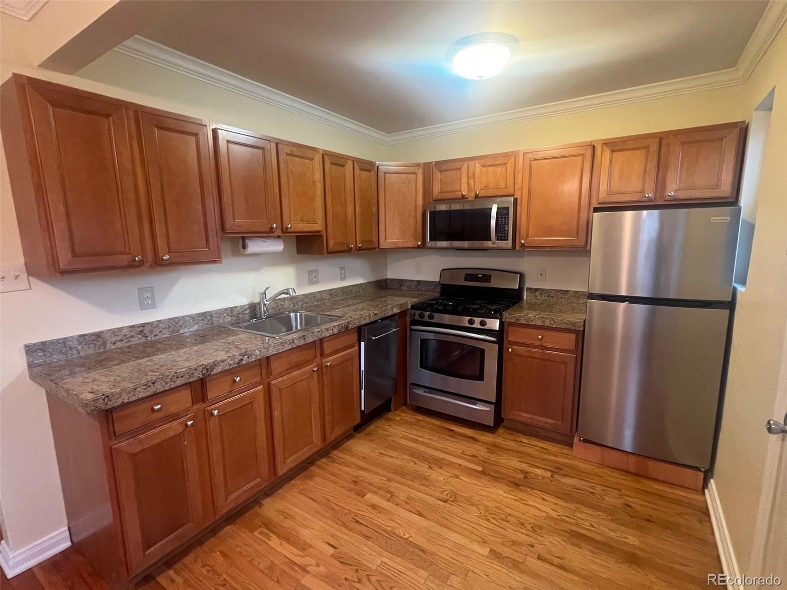 MLS Image #7 for 1425  ivy street,denver, Colorado
