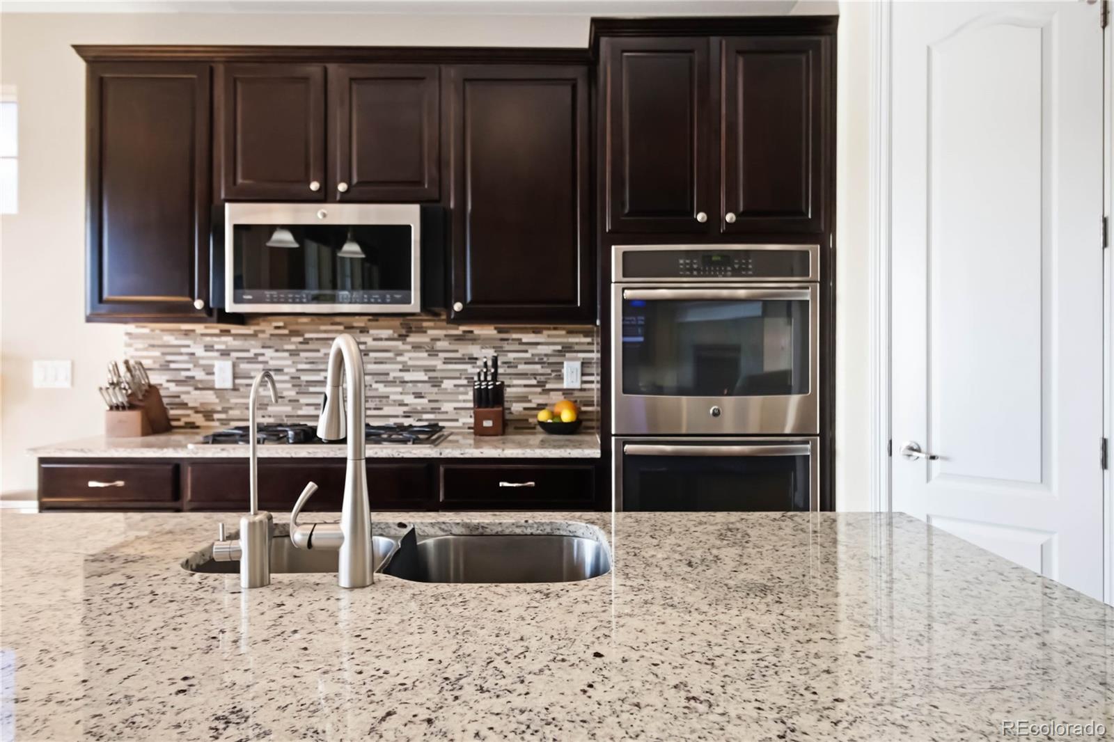 MLS Image #8 for 898  eveningsong drive,castle rock, Colorado