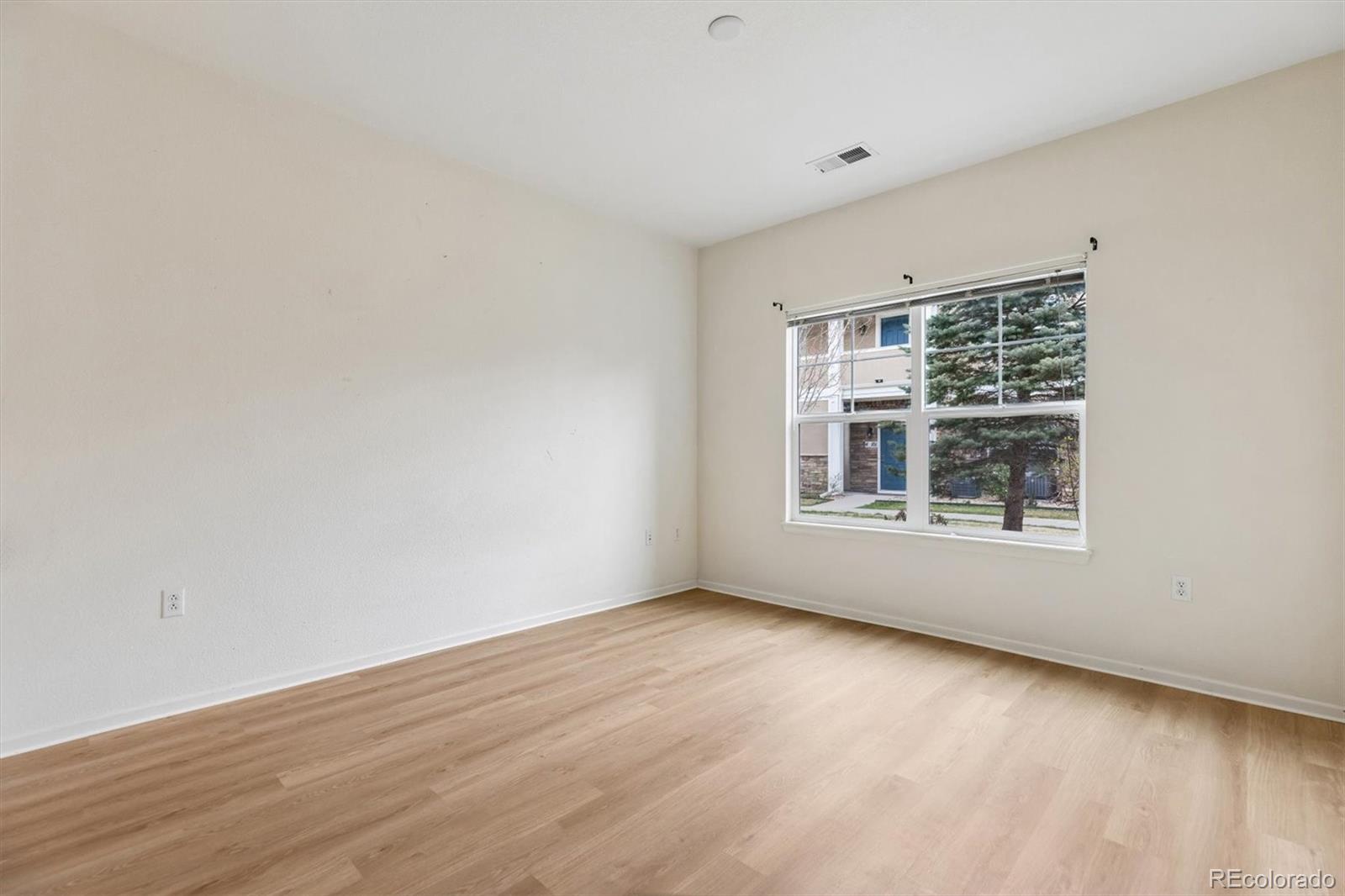 MLS Image #12 for 8200 e 8th avenue,denver, Colorado