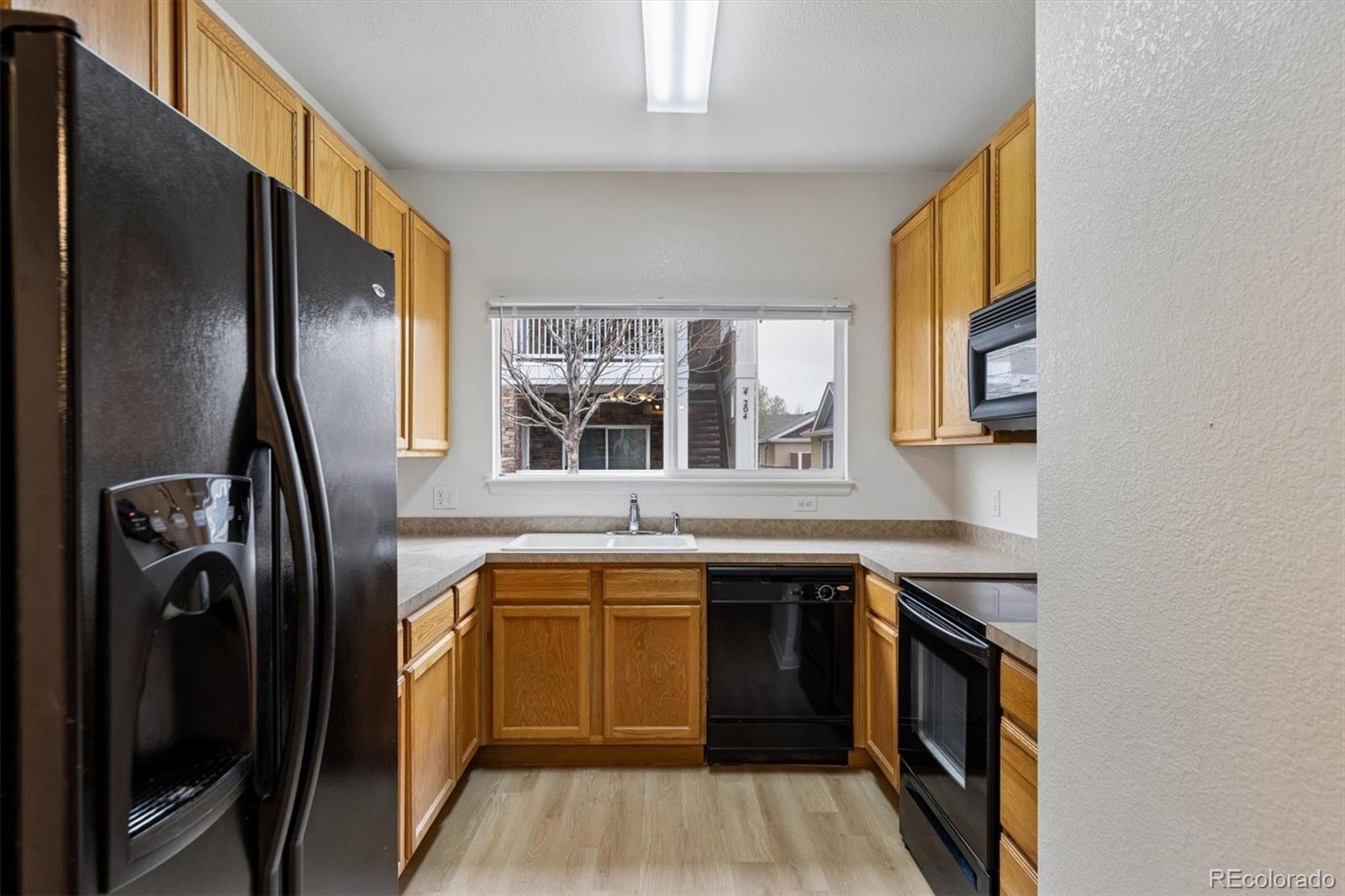 MLS Image #9 for 8200 e 8th avenue,denver, Colorado