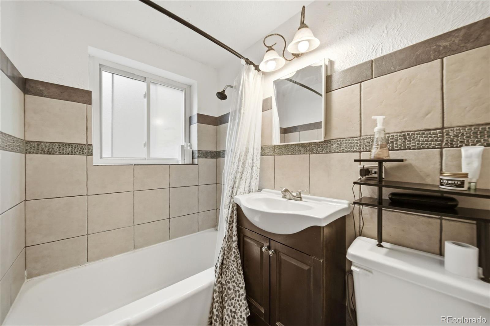 MLS Image #12 for 1620  colorado boulevard,denver, Colorado