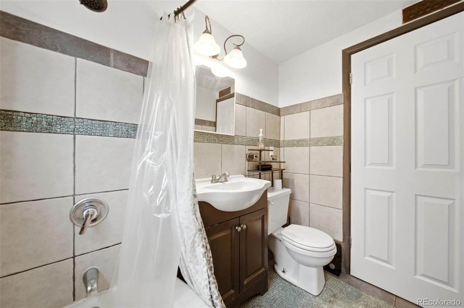 MLS Image #13 for 1620  colorado boulevard,denver, Colorado
