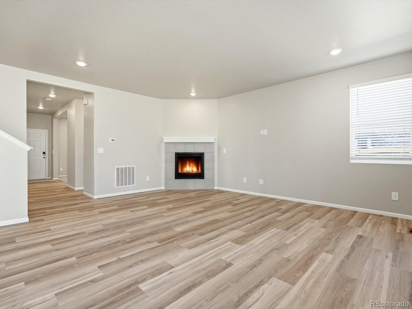 MLS Image #4 for 8948  salida street,commerce city, Colorado