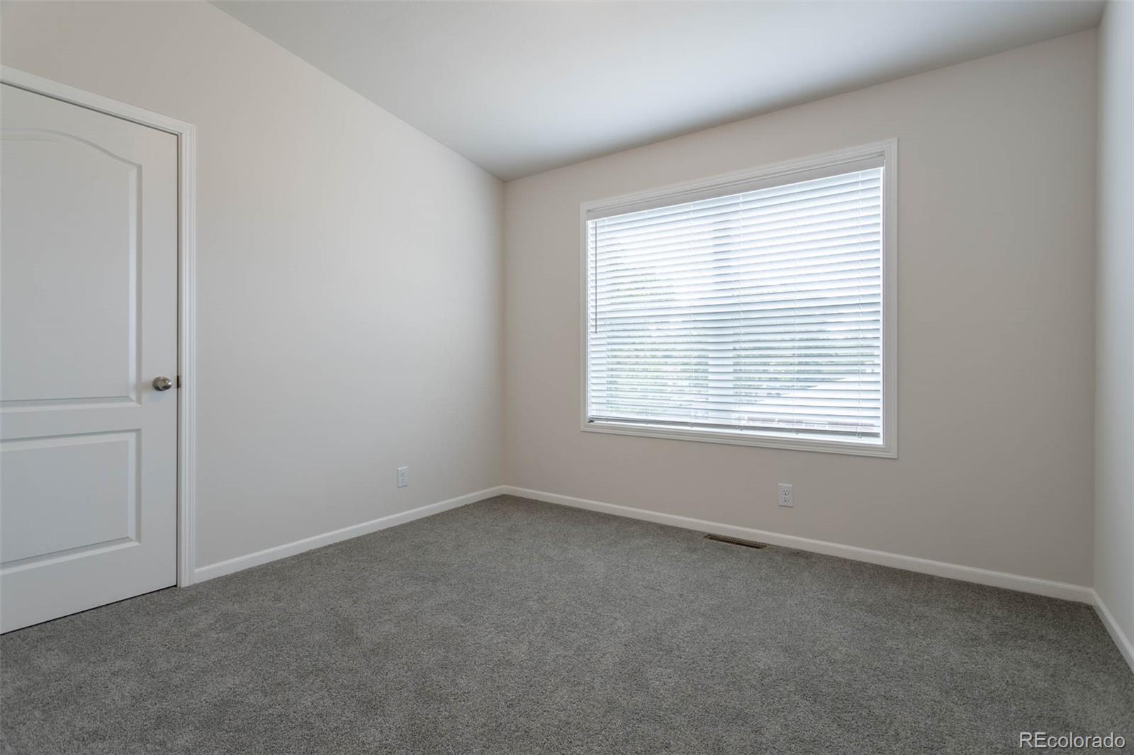 MLS Image #11 for 2373 n elmira street,aurora, Colorado