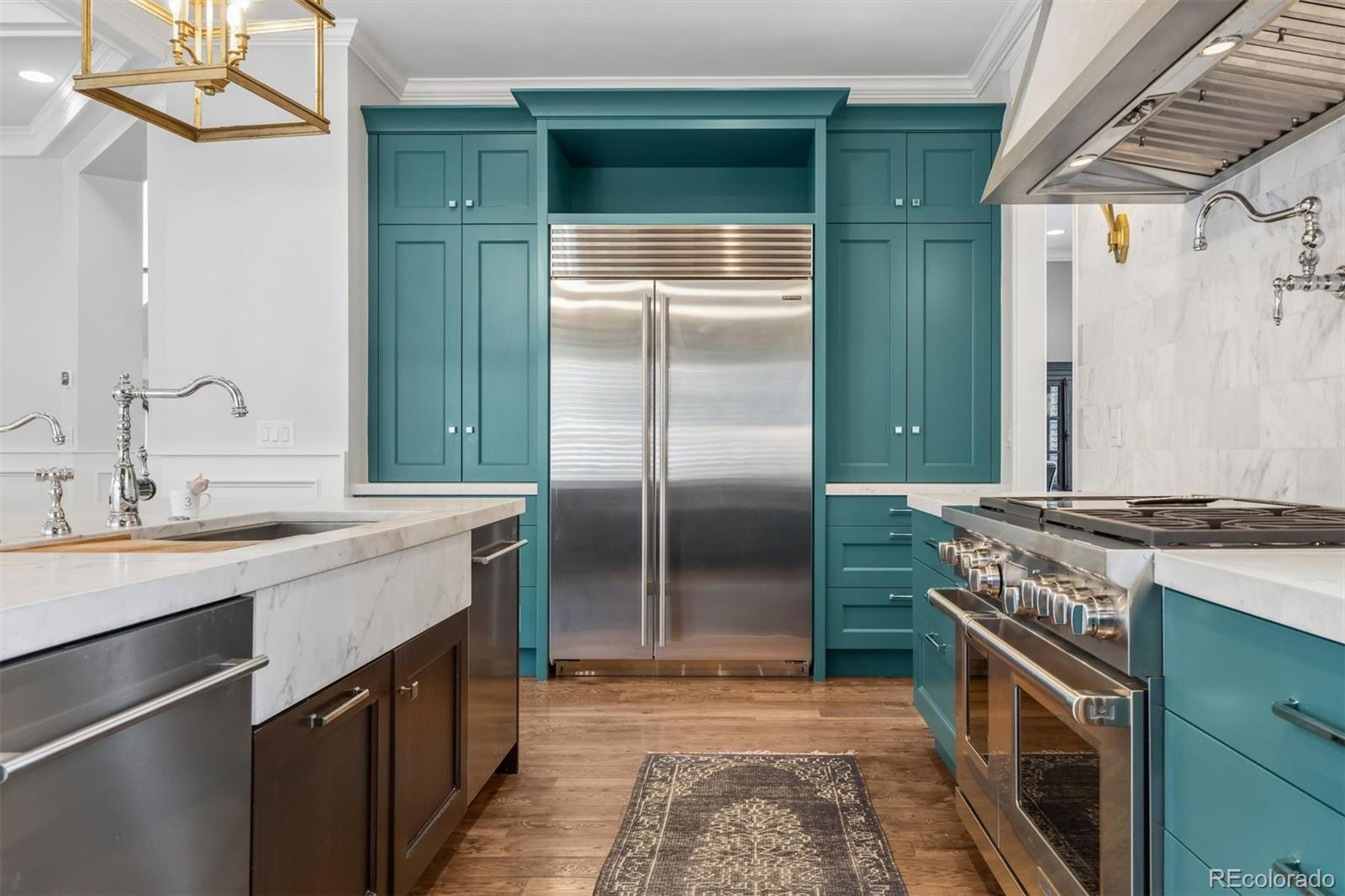 MLS Image #12 for 670  ash street,denver, Colorado
