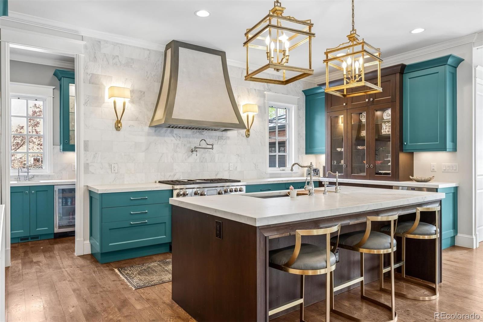 MLS Image #13 for 670  ash street,denver, Colorado