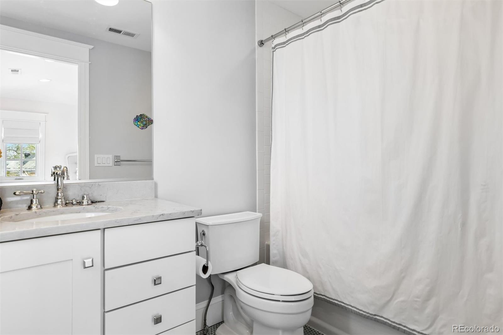MLS Image #34 for 670  ash street,denver, Colorado
