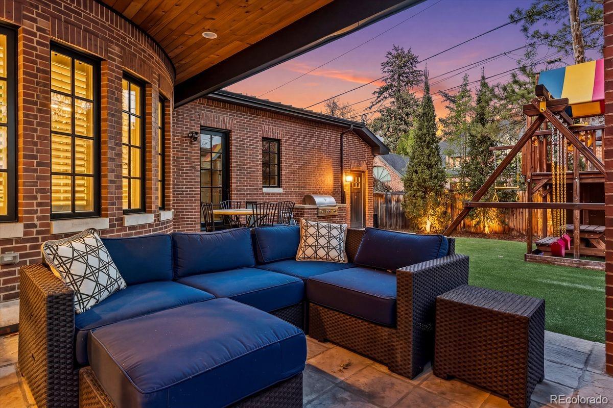 MLS Image #41 for 670  ash street,denver, Colorado