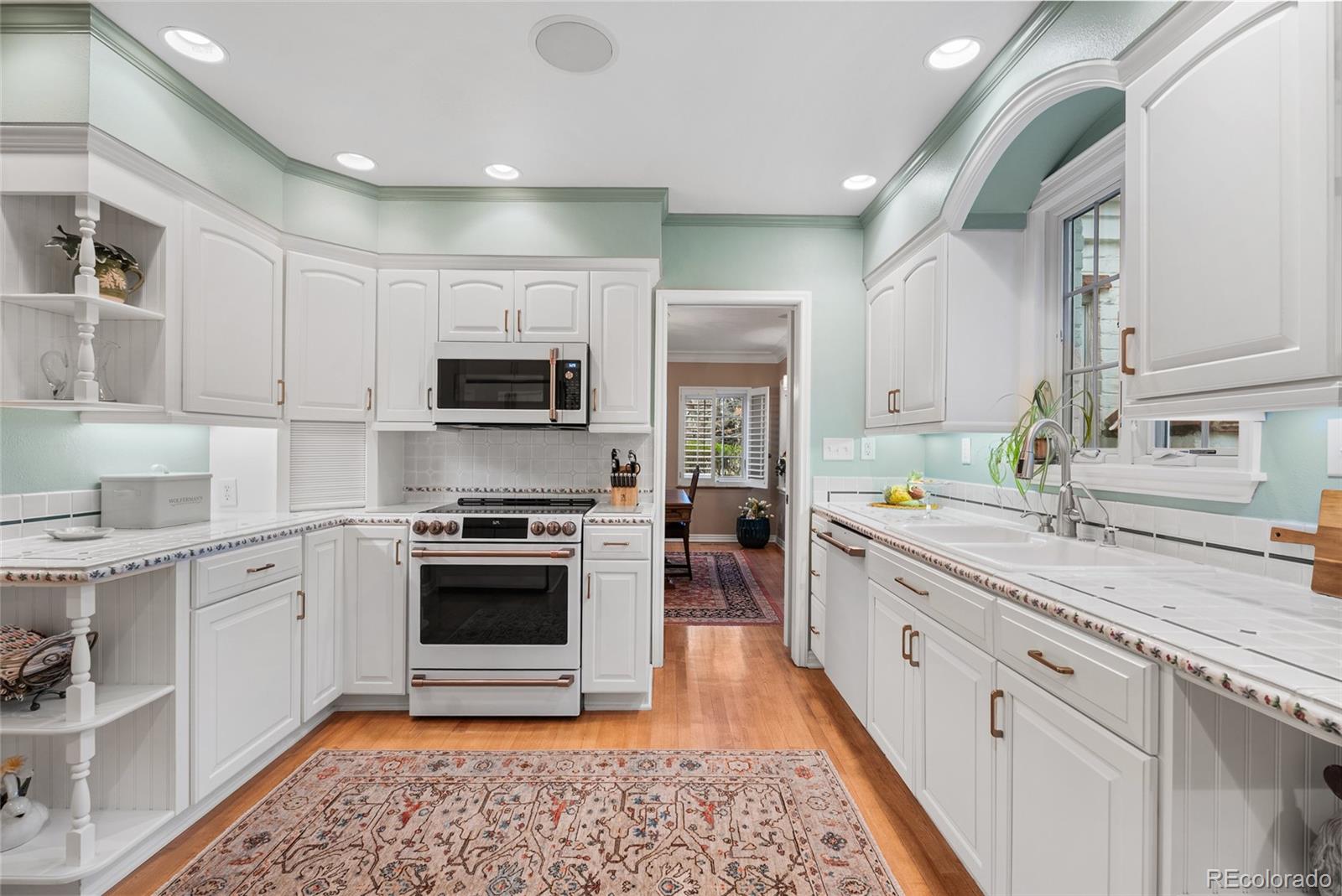 MLS Image #12 for 5530 e 6th avenue,denver, Colorado