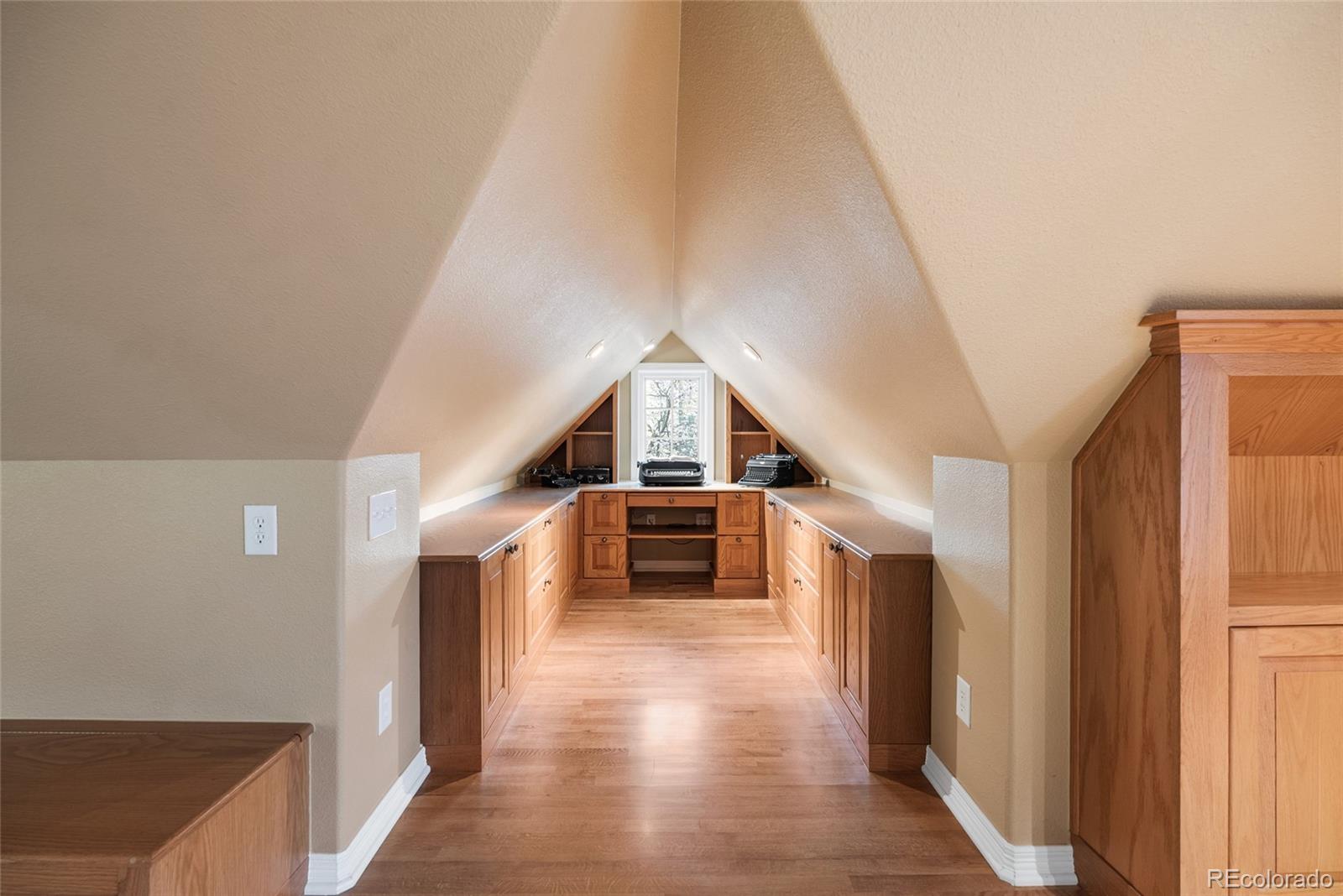 MLS Image #28 for 5530 e 6th avenue,denver, Colorado