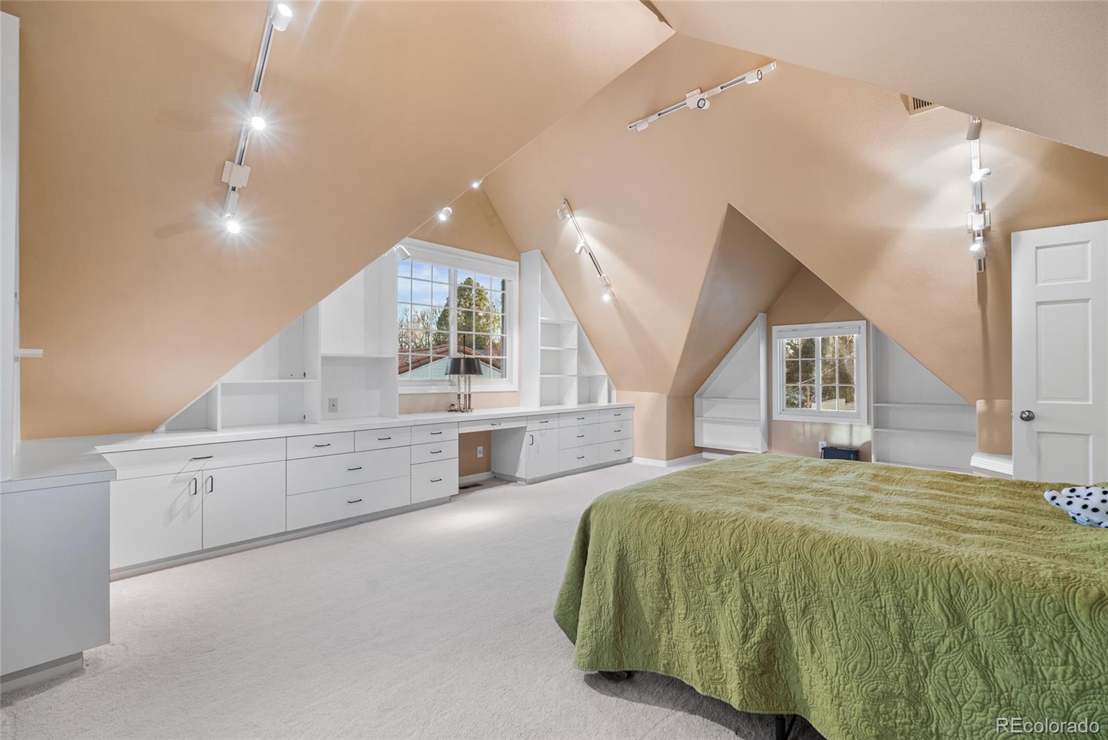 MLS Image #31 for 5530 e 6th avenue,denver, Colorado