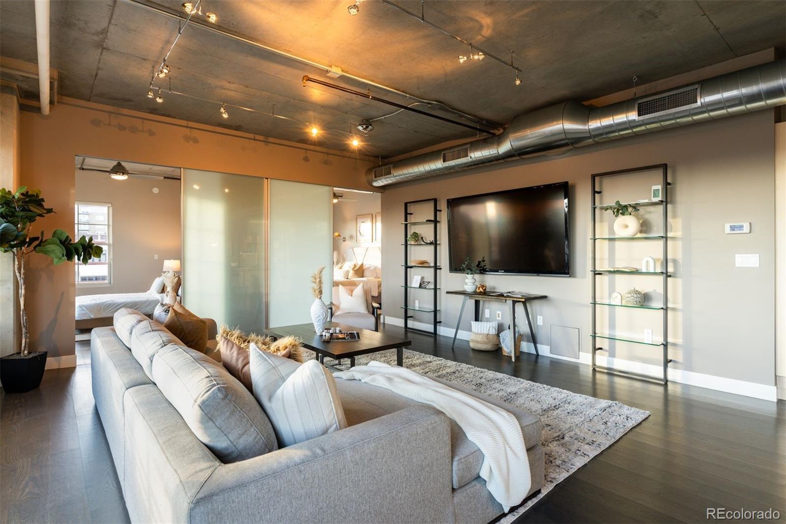 MLS Image #16 for 1499  blake street 6k,denver, Colorado