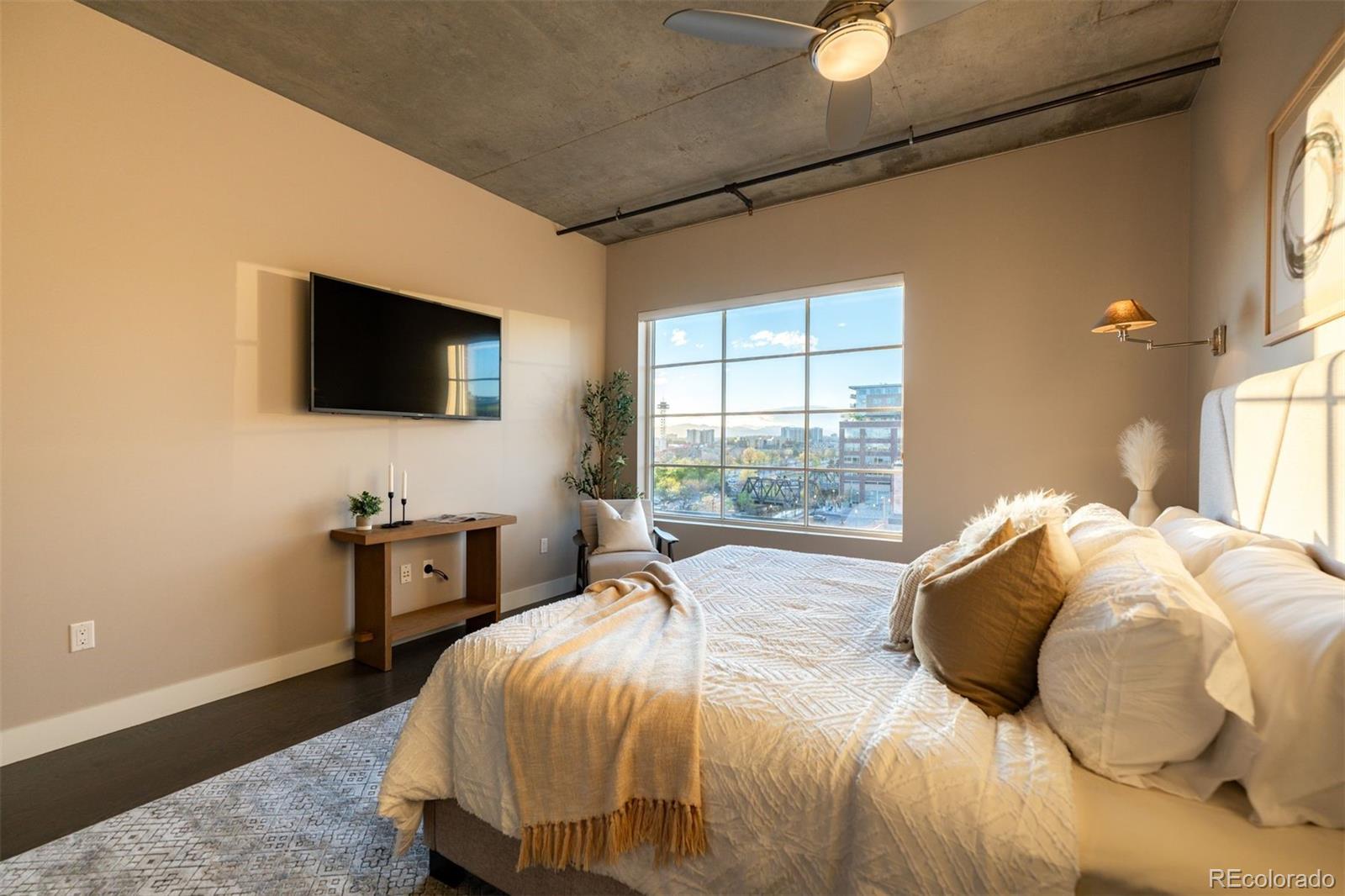 MLS Image #17 for 1499  blake street 6k,denver, Colorado