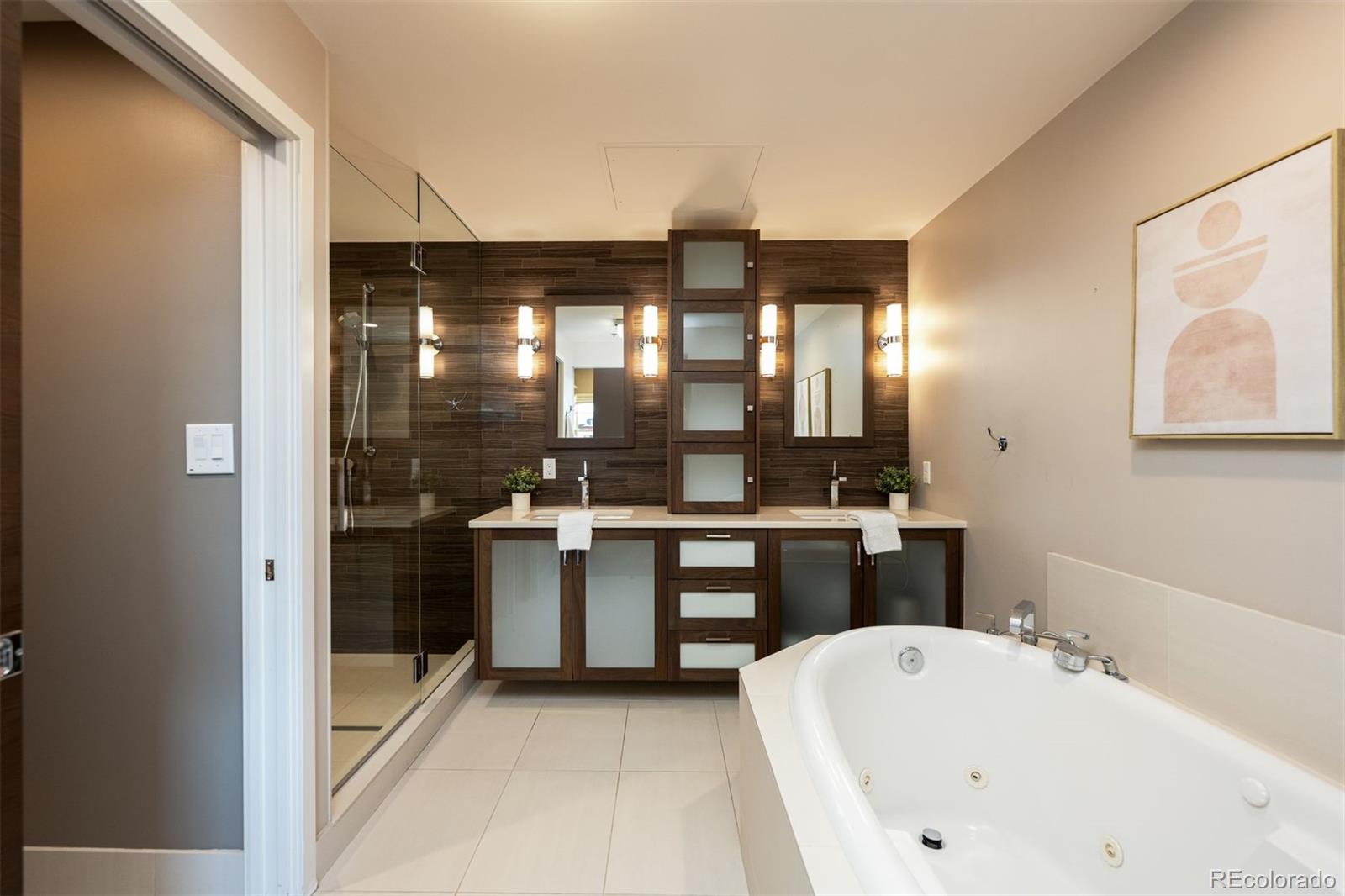 MLS Image #7 for 1499  blake street 6k,denver, Colorado