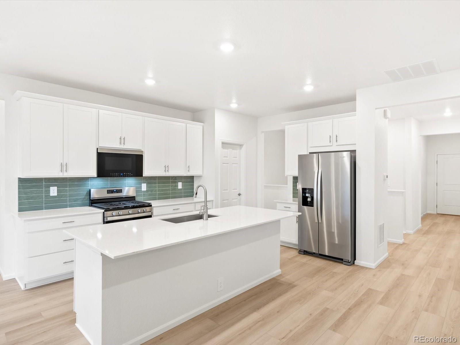 MLS Image #11 for 1614  nathan river drive,windsor, Colorado