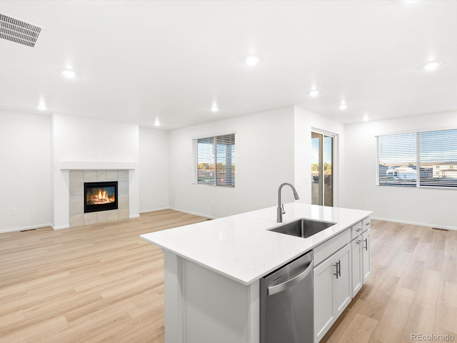 MLS Image #13 for 1614  nathan river drive,windsor, Colorado