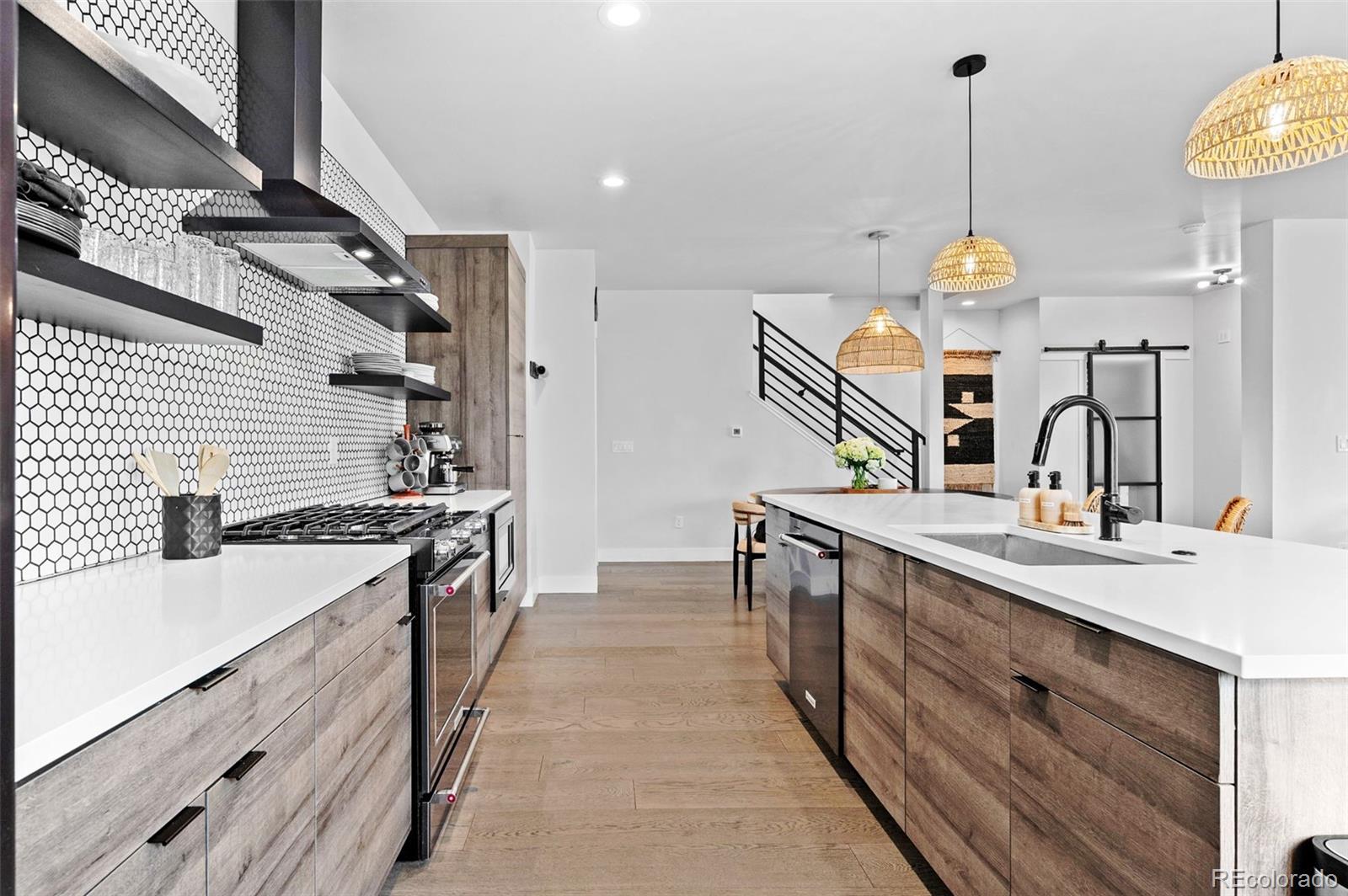 MLS Image #13 for 6295  king court,denver, Colorado