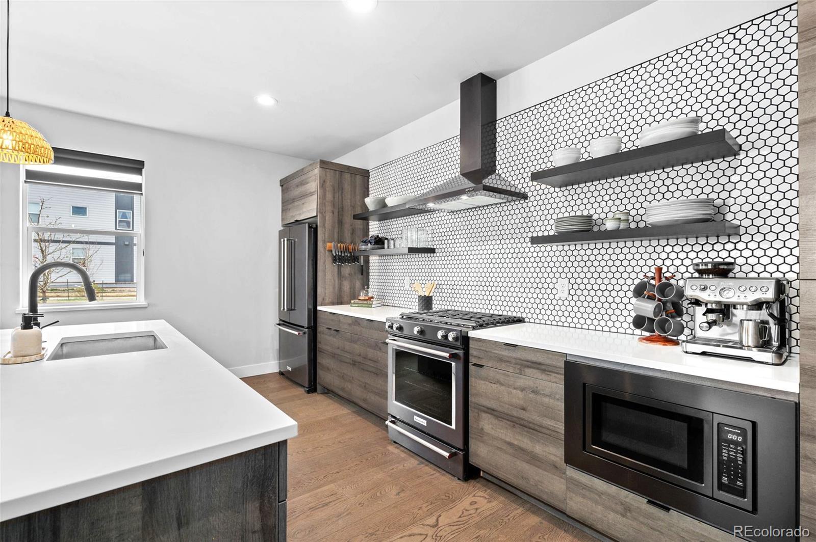 MLS Image #15 for 6295  king court,denver, Colorado