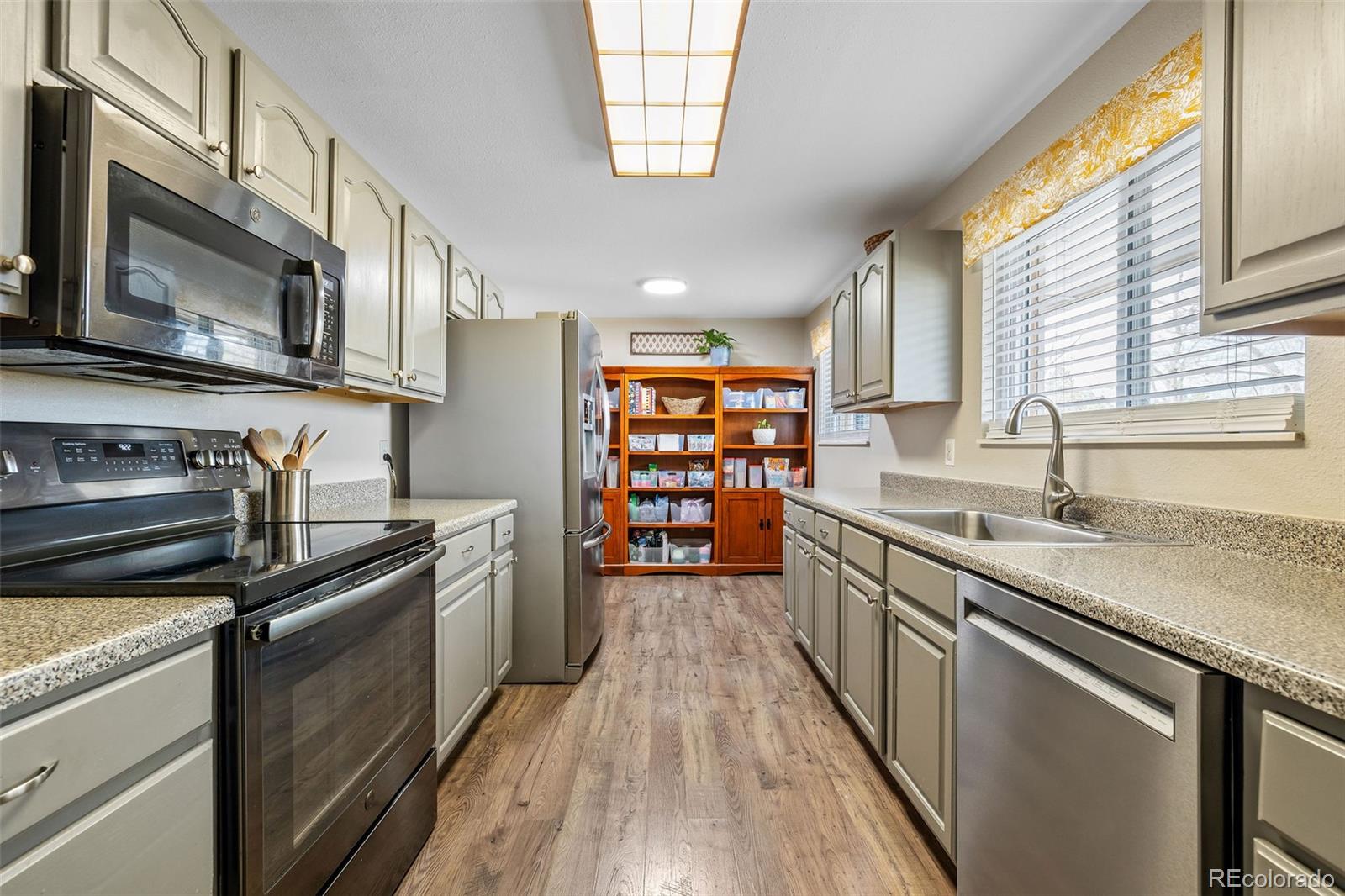 MLS Image #10 for 7172 s grant street,centennial, Colorado