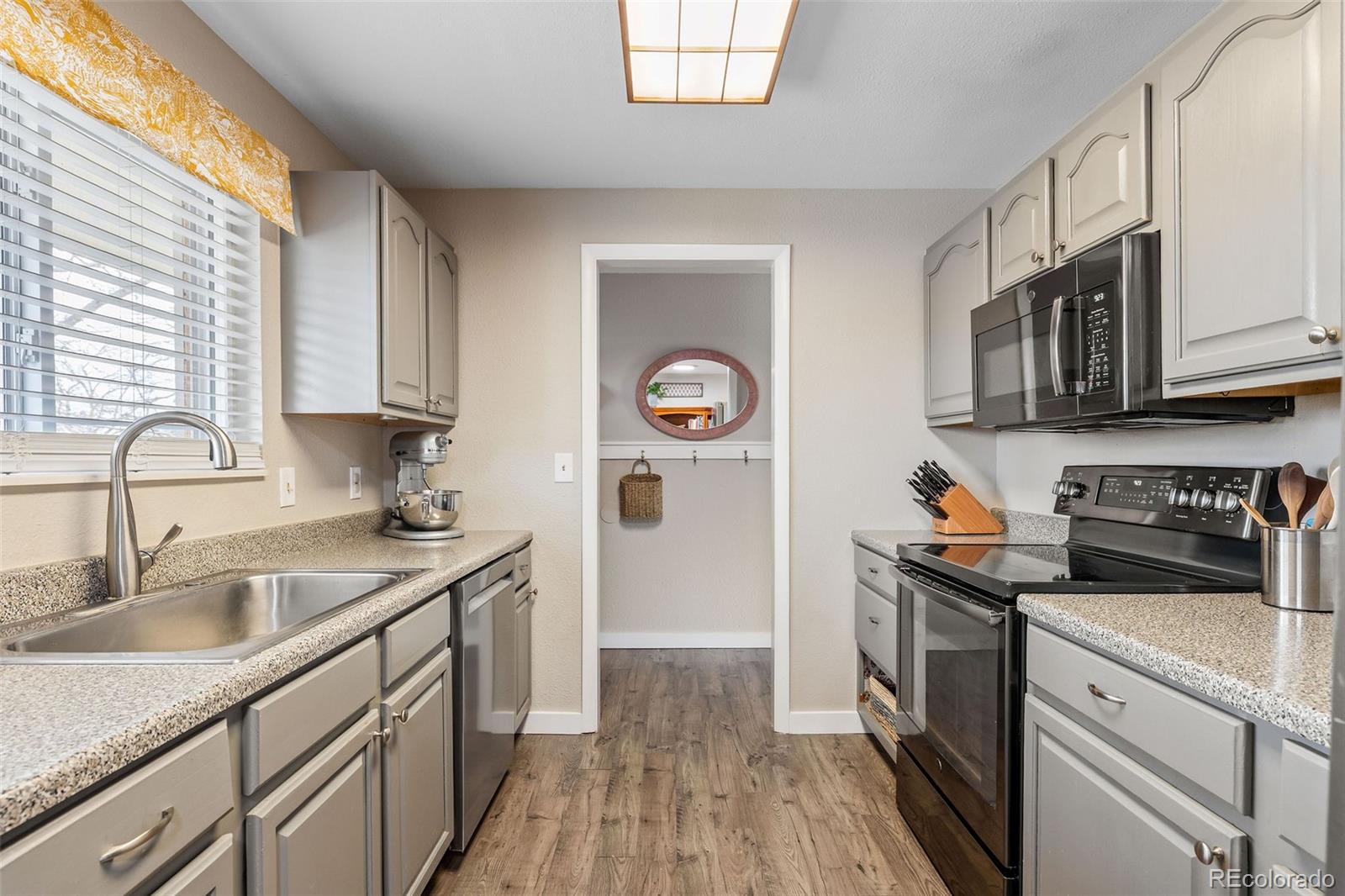 MLS Image #11 for 7172 s grant street,centennial, Colorado