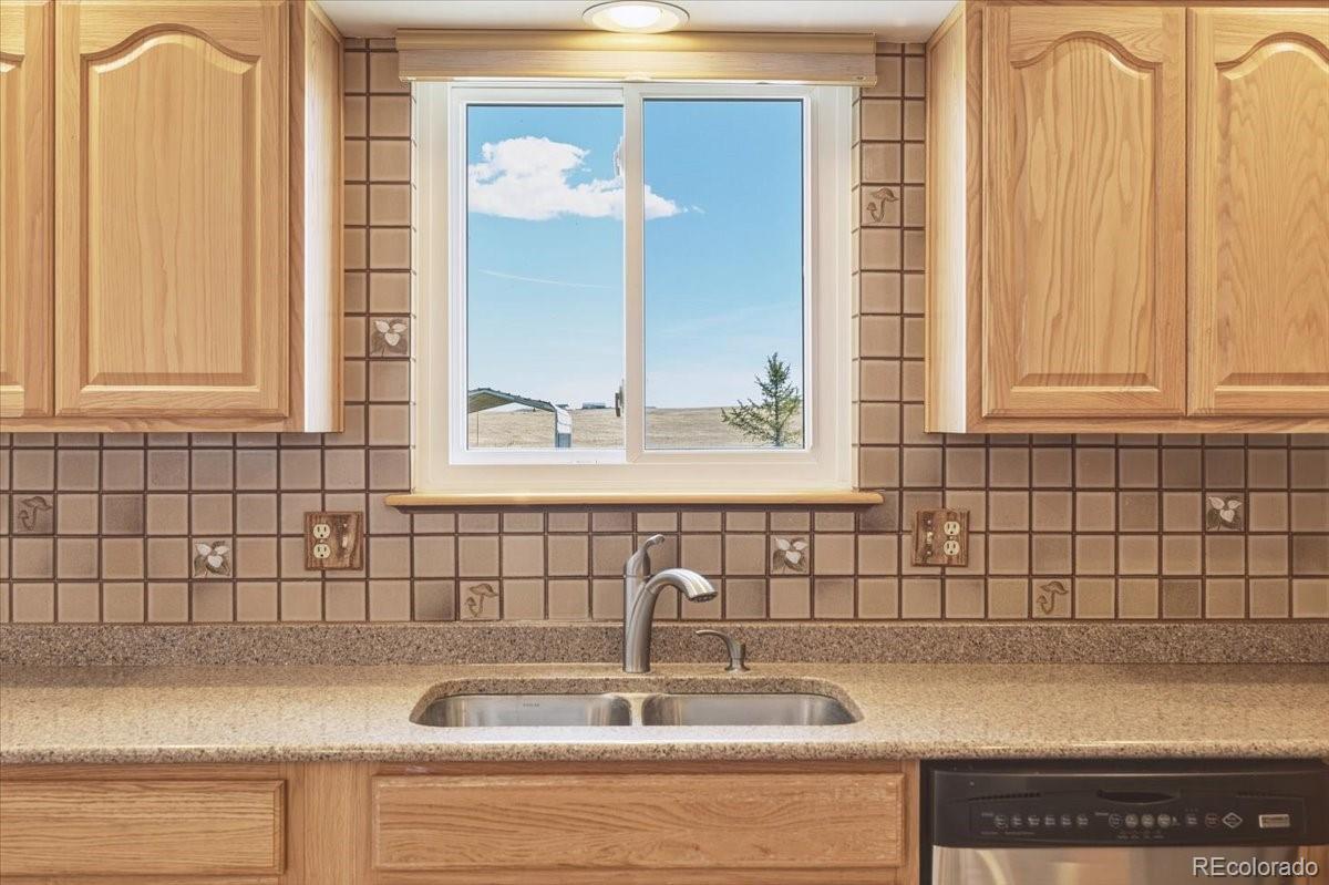 MLS Image #16 for 12720  mesa view road,larkspur, Colorado