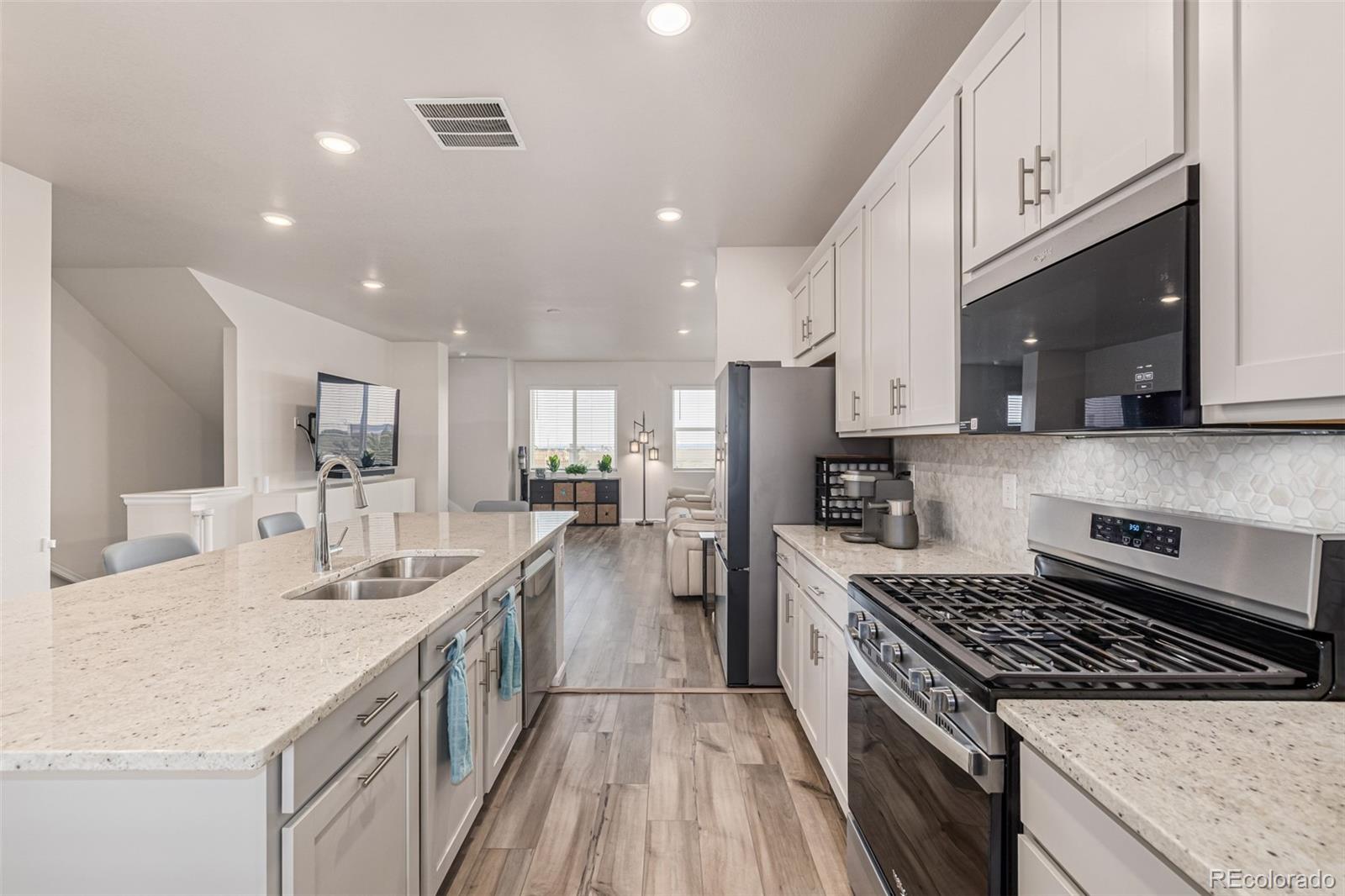 MLS Image #3 for 16586  shoshone place,broomfield, Colorado