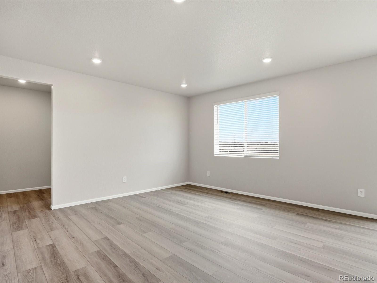 MLS Image #10 for 1216  spring creek drive,windsor, Colorado