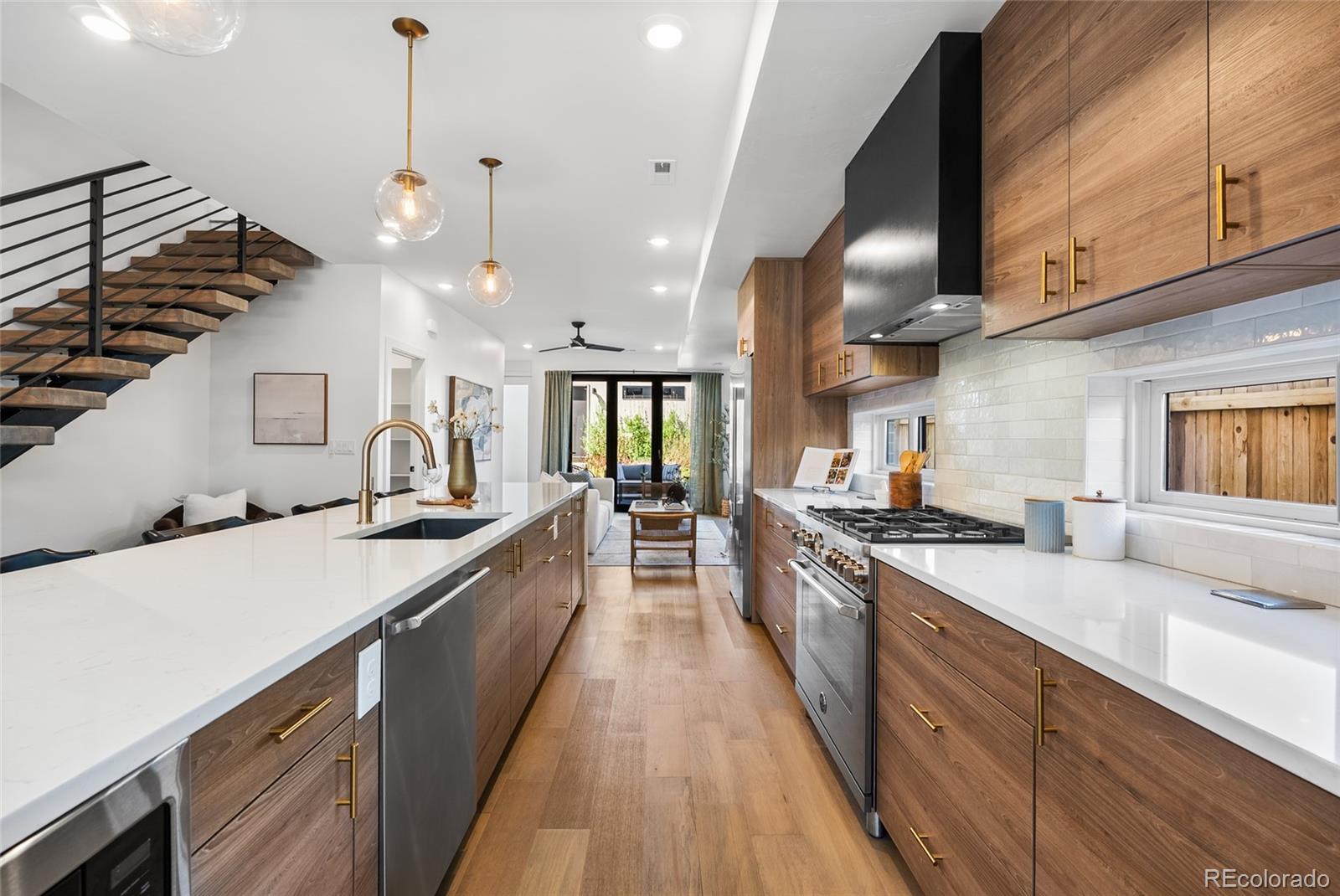 MLS Image #3 for 4095 e kalamath street,denver, Colorado