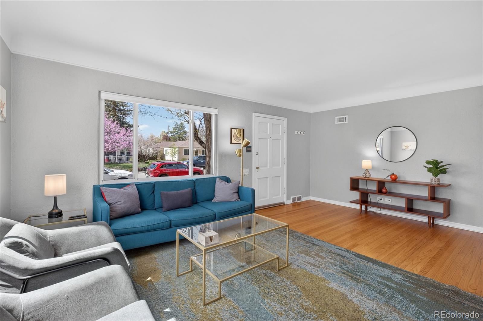 MLS Image #3 for 2380 s corona street,denver, Colorado