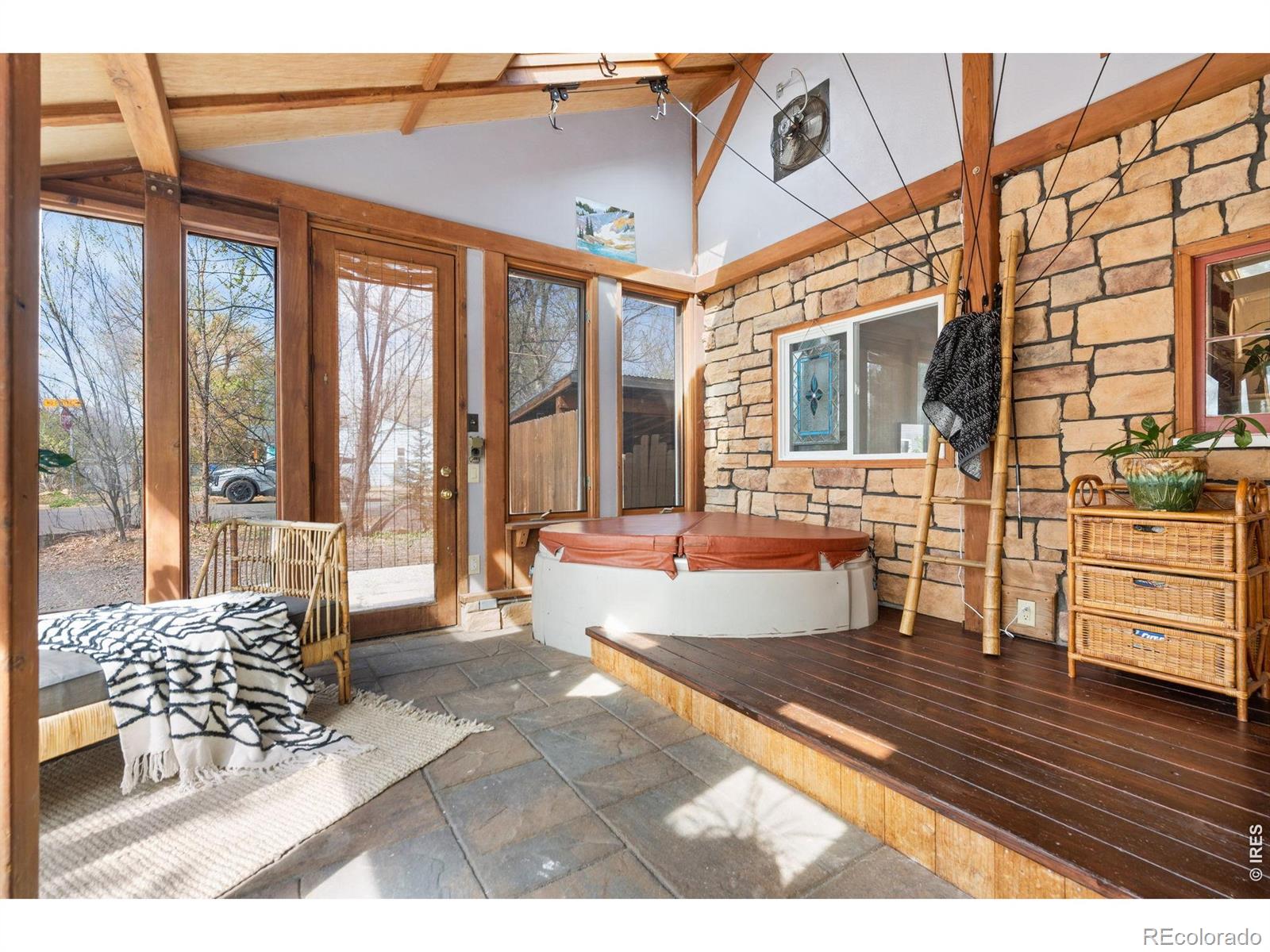 MLS Image #18 for 924  sycamore street,fort collins, Colorado