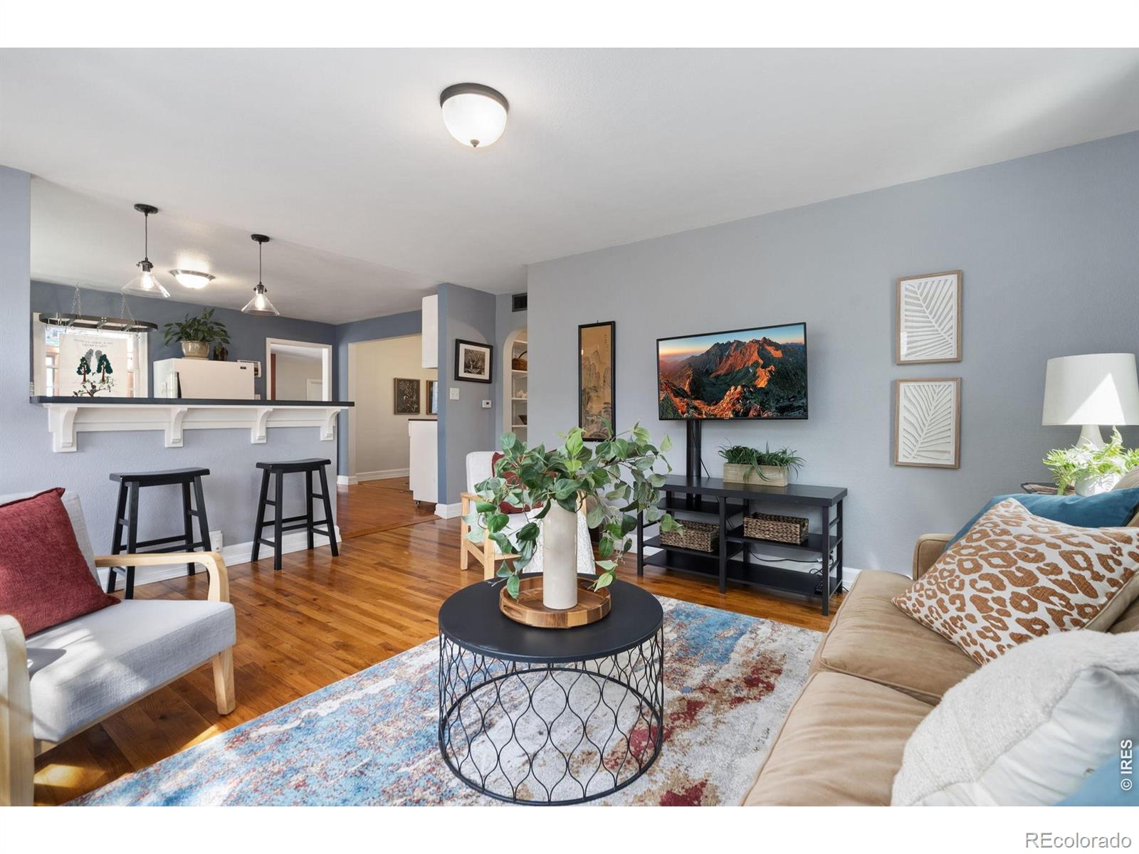 MLS Image #3 for 924  sycamore street,fort collins, Colorado