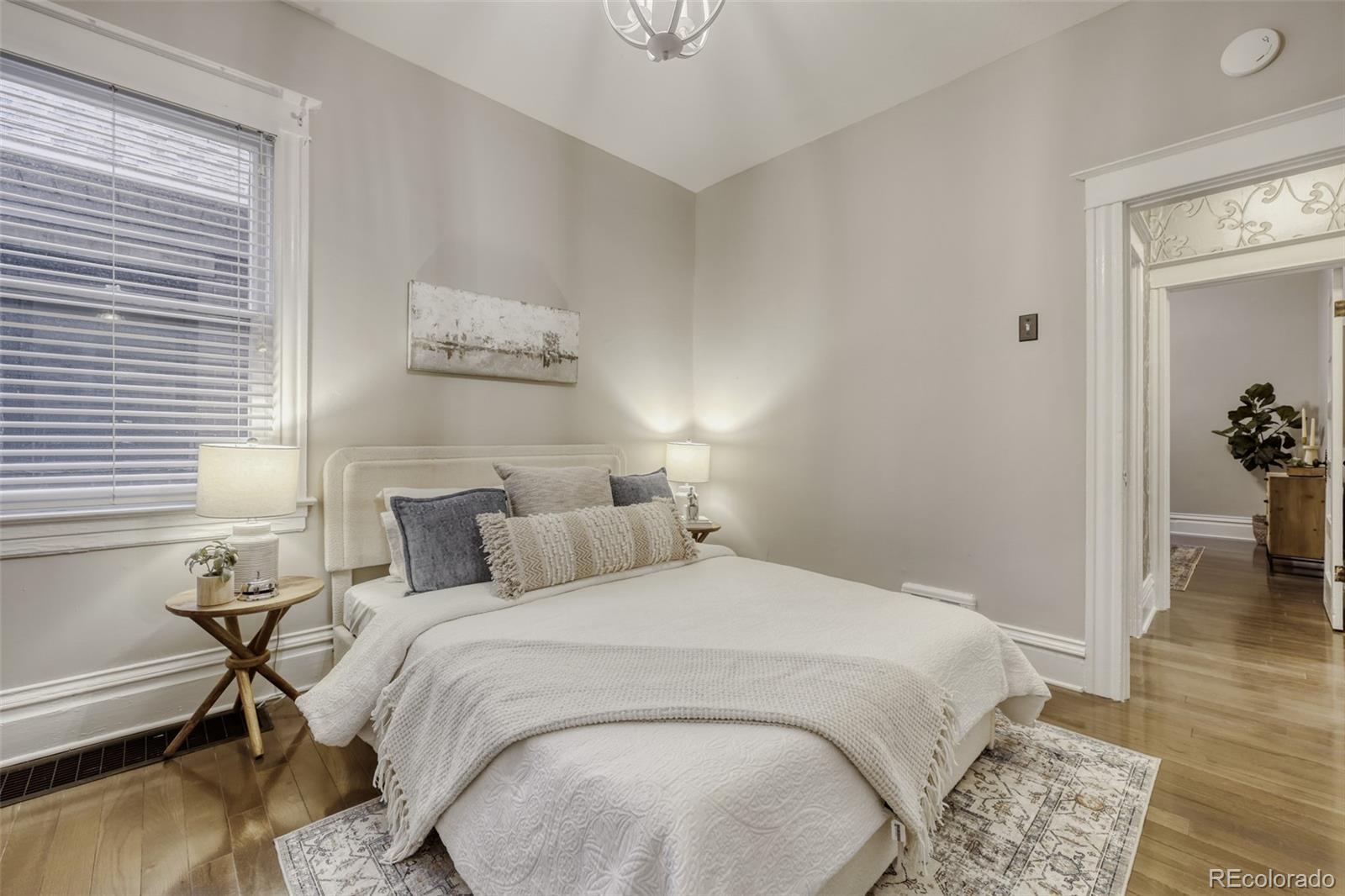 MLS Image #14 for 1035 s pennsylvania street,denver, Colorado