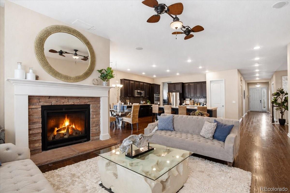 MLS Image #2 for 7790 s queensburg way,aurora, Colorado