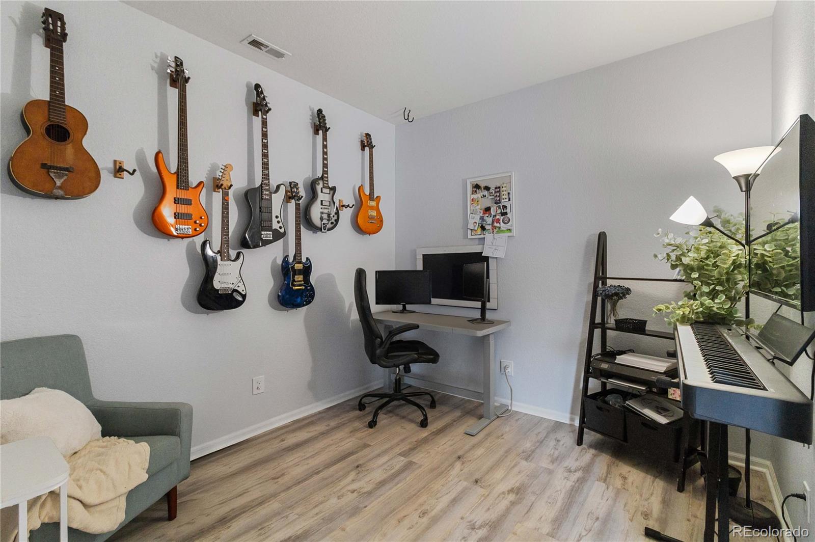 MLS Image #13 for 5255  memphis street,denver, Colorado