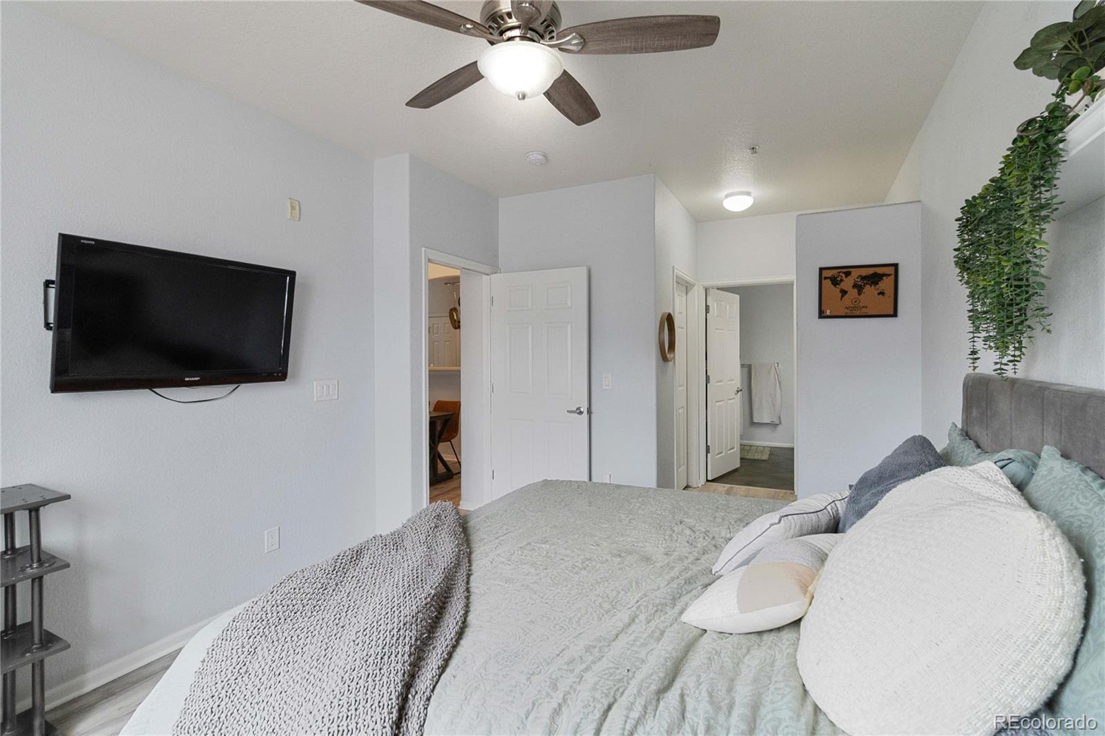 MLS Image #18 for 5255  memphis street,denver, Colorado