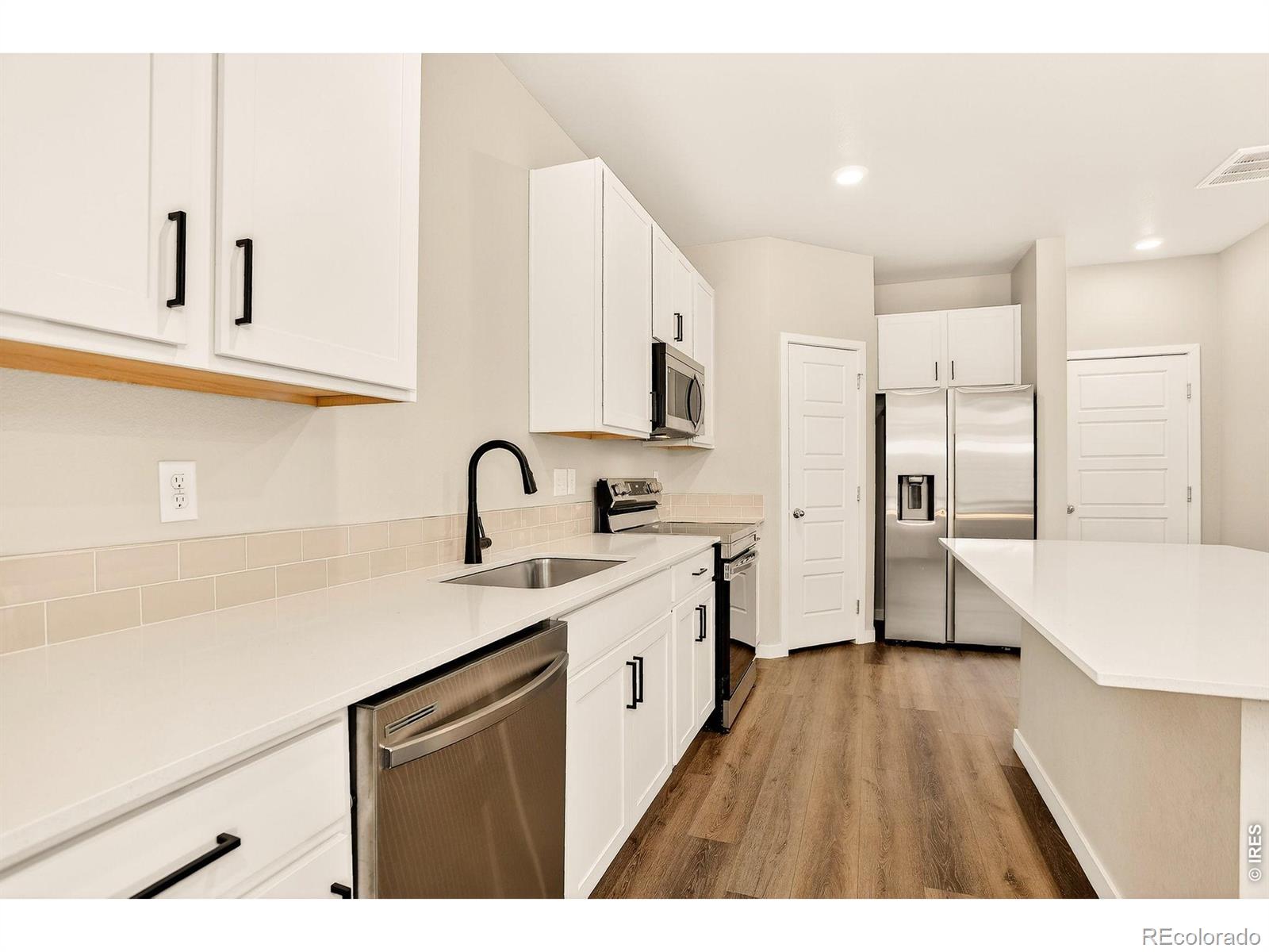 MLS Image #12 for 307  penguin street,johnstown, Colorado