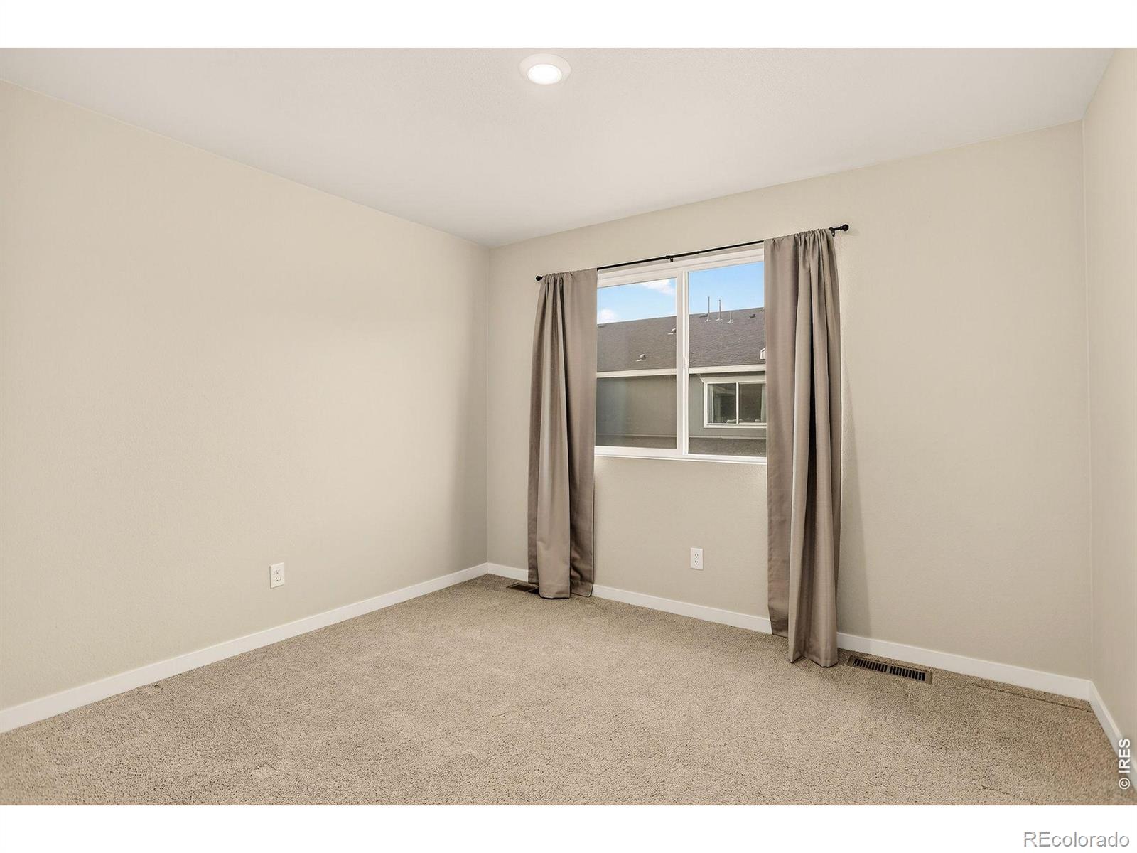 MLS Image #17 for 307  penguin street,johnstown, Colorado