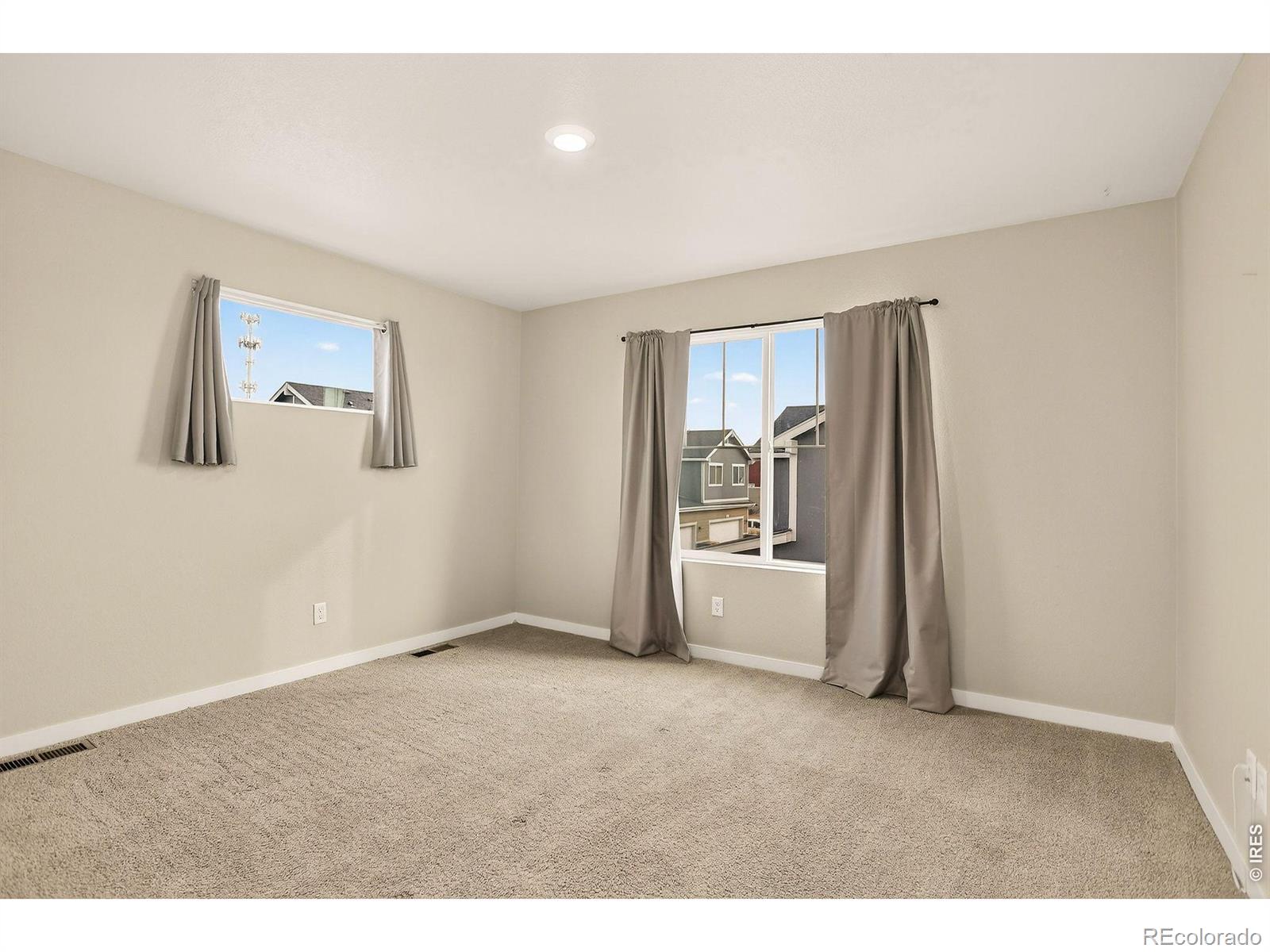 MLS Image #23 for 307  penguin street,johnstown, Colorado