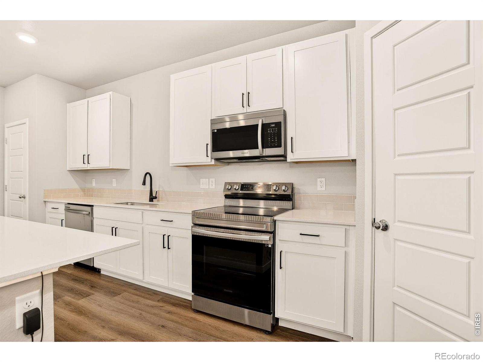 MLS Image #9 for 307  penguin street,johnstown, Colorado