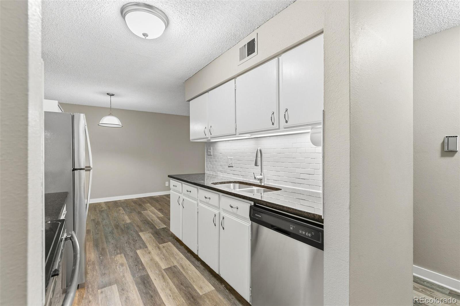 MLS Image #10 for 7335 e quincy avenue,denver, Colorado