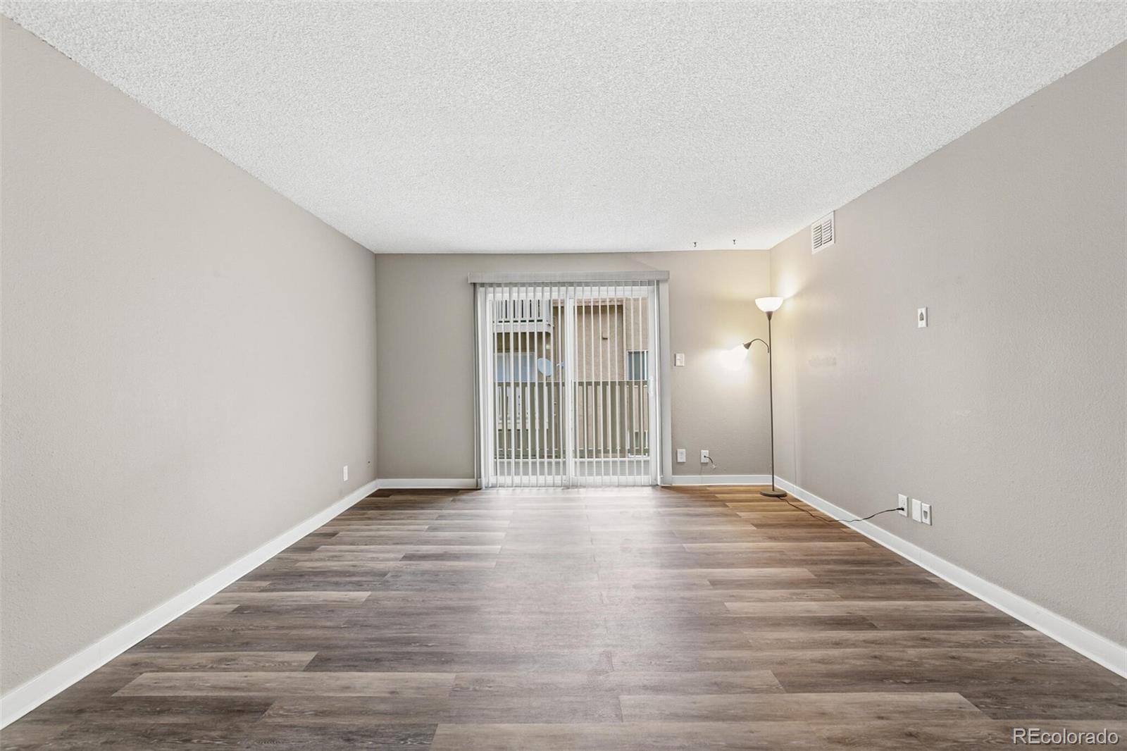 MLS Image #4 for 7335 e quincy avenue,denver, Colorado