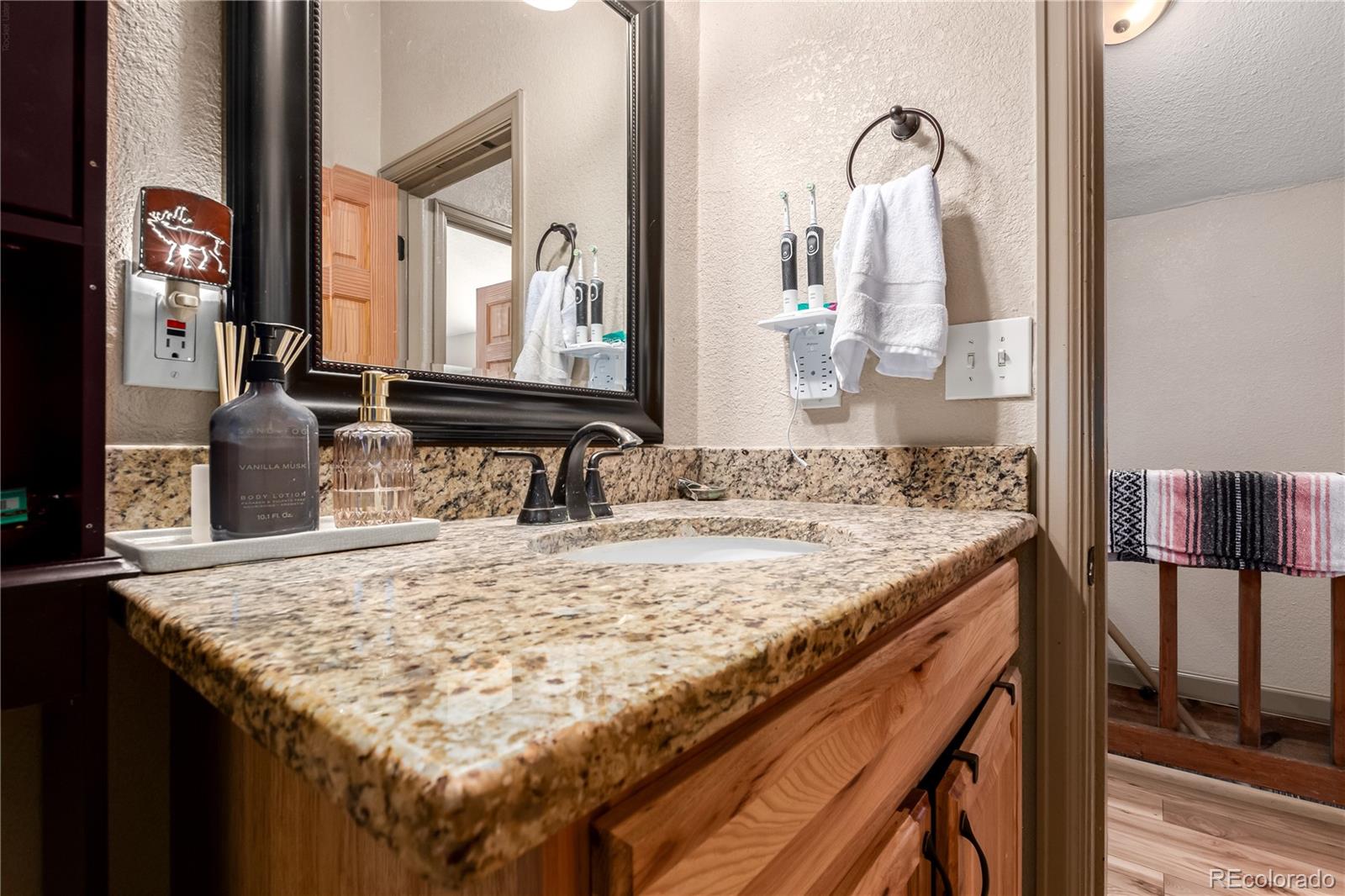 MLS Image #19 for 44  anderson road,florissant, Colorado