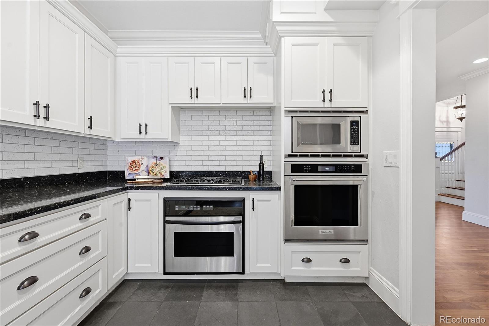 MLS Image #13 for 322 s humboldt street,denver, Colorado
