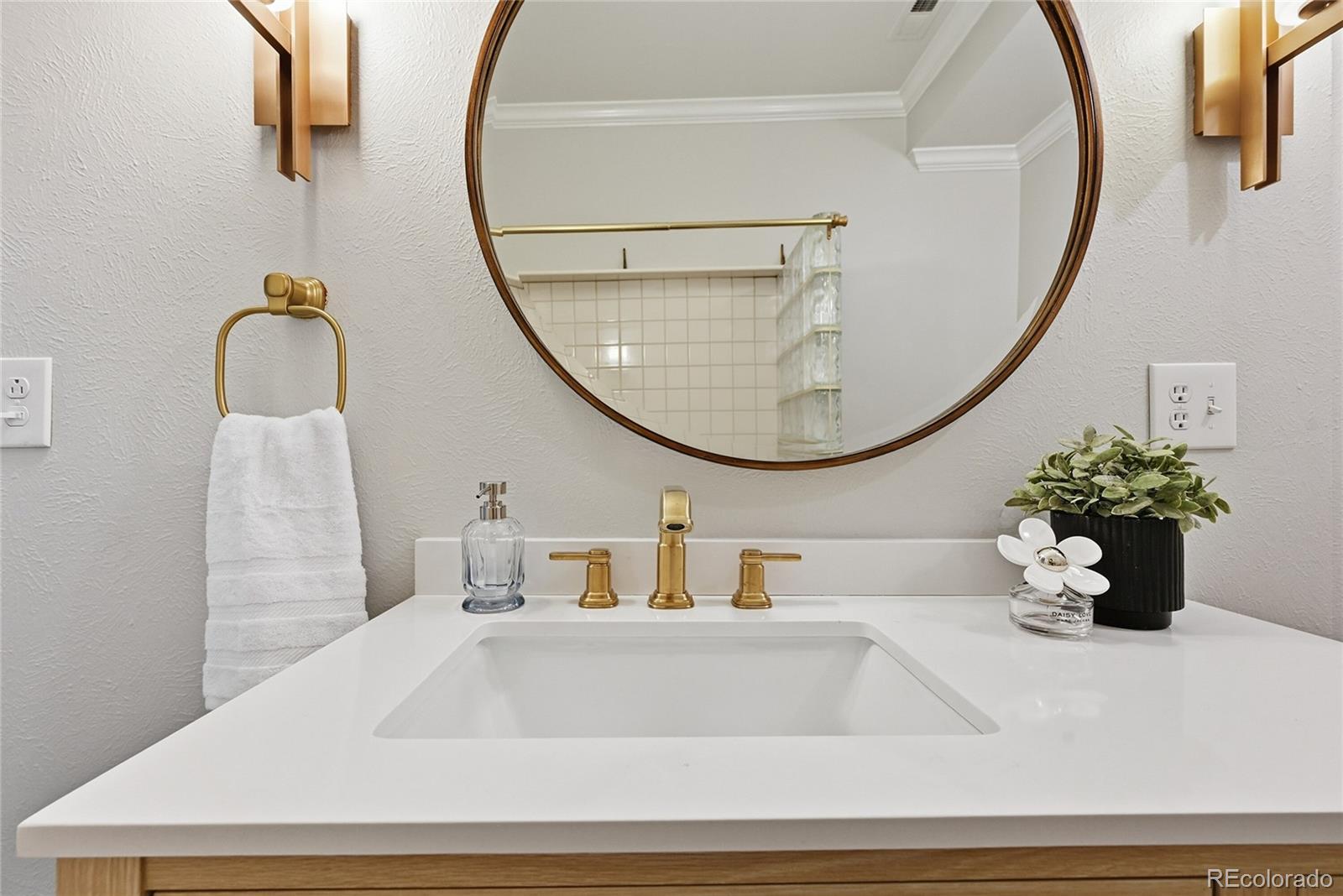 MLS Image #20 for 322 s humboldt street,denver, Colorado