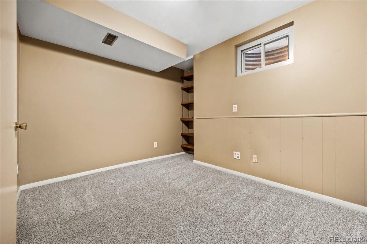 MLS Image #21 for 5477 s cimarron road,littleton, Colorado