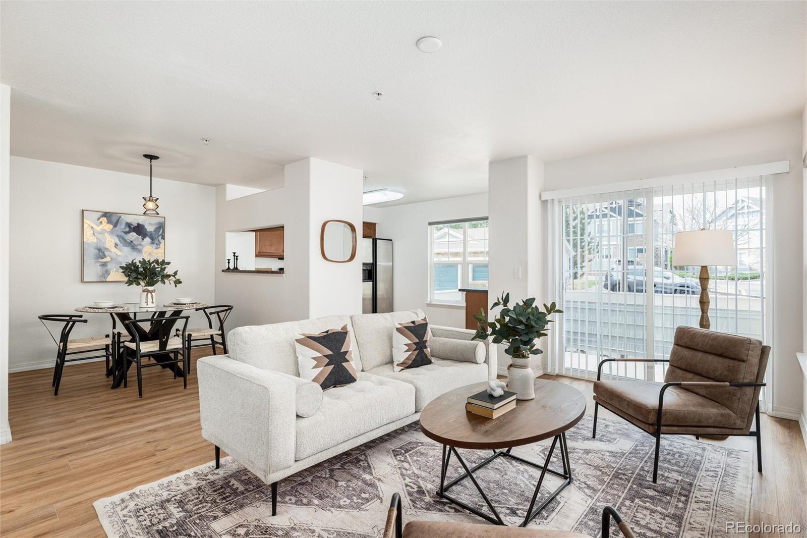 MLS Image #10 for 23501  alamo place,aurora, Colorado